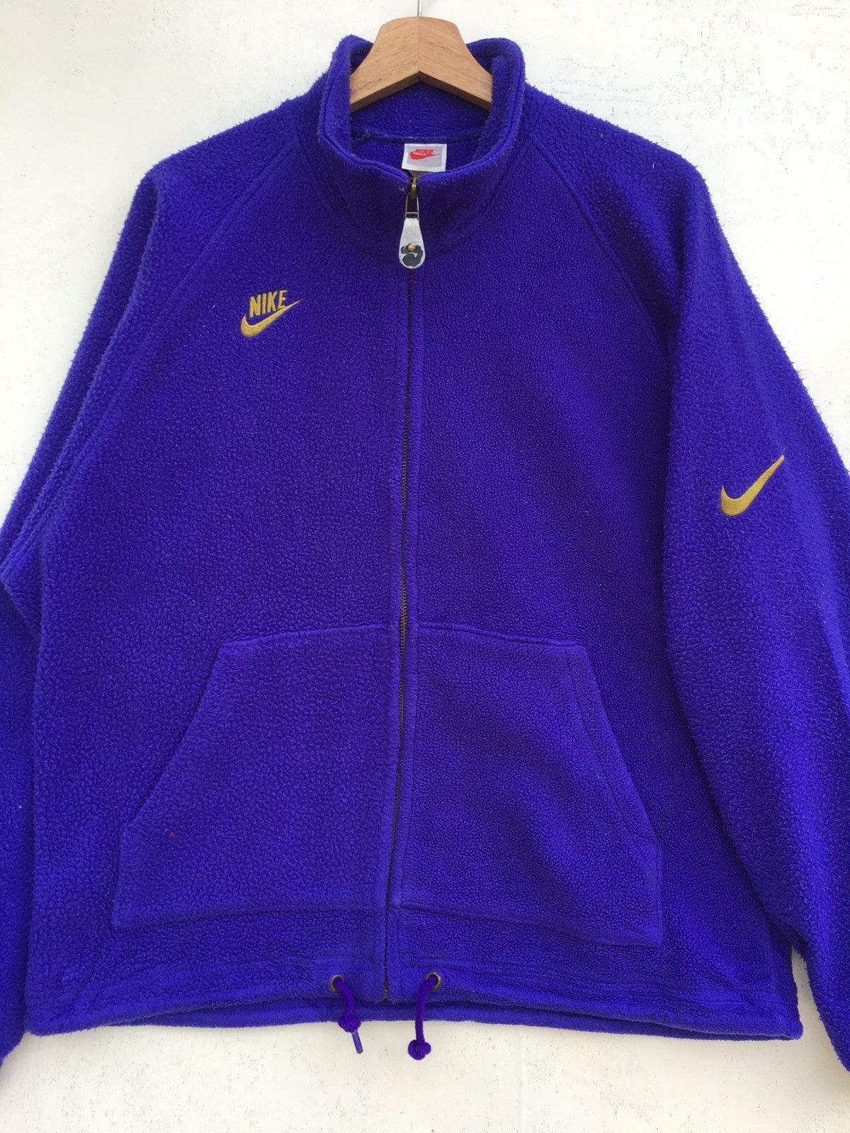 Nike Vintage Nike Swoosh Logo Fleece Sweater Size US L / EU 52-54 / 3 - 5 Thumbnail