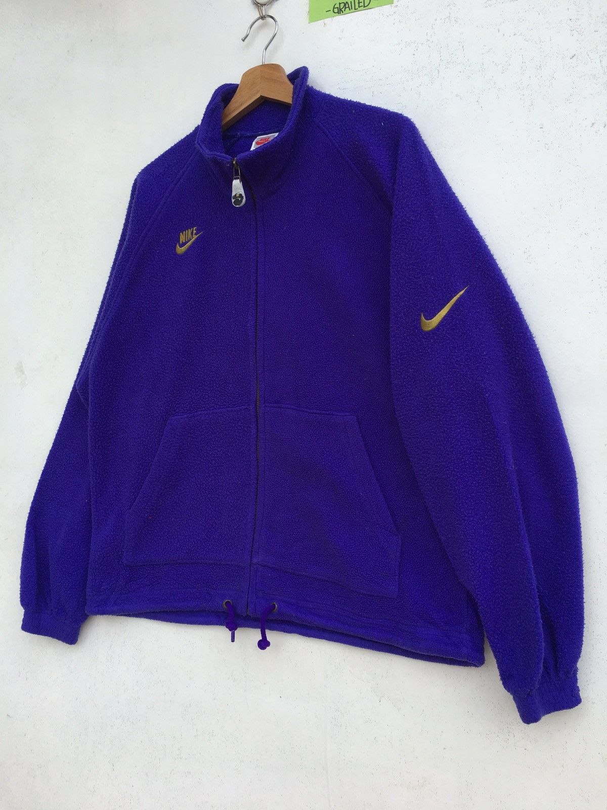 Nike Vintage Nike Swoosh Logo Fleece Sweater Size US L / EU 52-54 / 3 - 4 Thumbnail