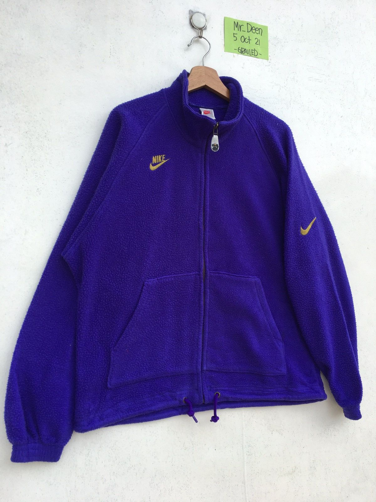 Nike Vintage Nike Swoosh Logo Fleece Sweater Size US L / EU 52-54 / 3 - 3 Thumbnail