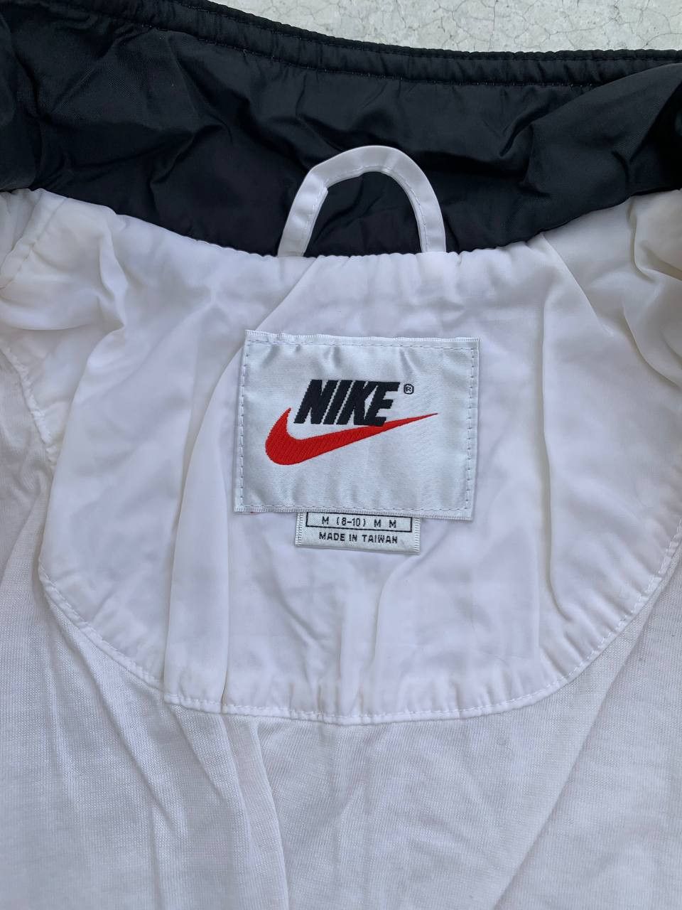 Nike Vintage Nike Swoosh Primaloft Quilted Baggy Jacket Size M / US 6-8 / IT 42-44 - 6 Thumbnail