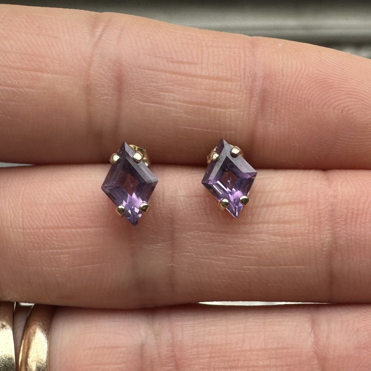 Jewelry 14k Yellow Gold Kite Amethyst Earrings Size ONE SIZE - 3 Thumbnail