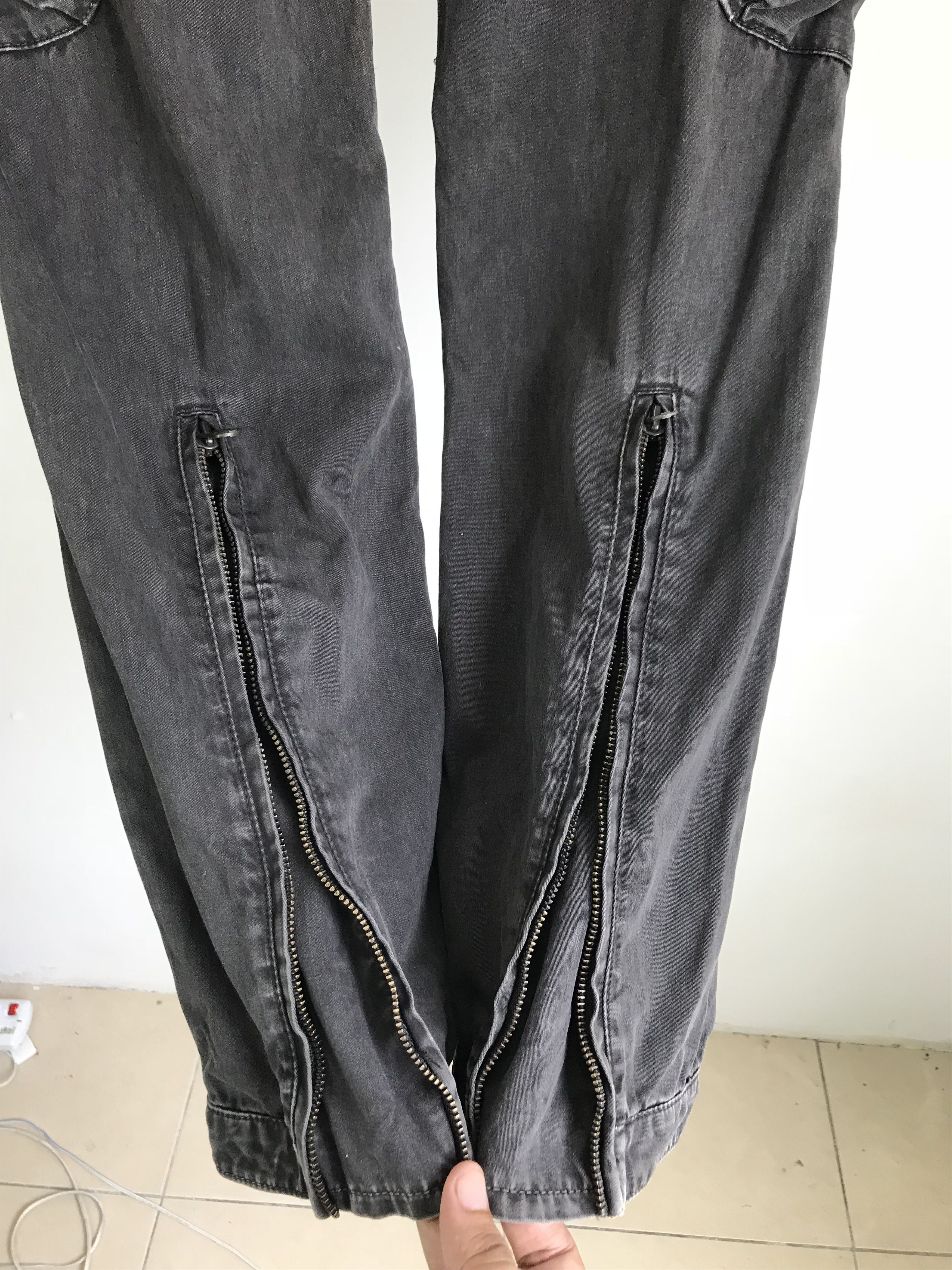 Hysteric Glamour Japanese Brand Rna Waxed Zipper Hem Cargo Pant Size US 30 / EU 46 - 12 Thumbnail