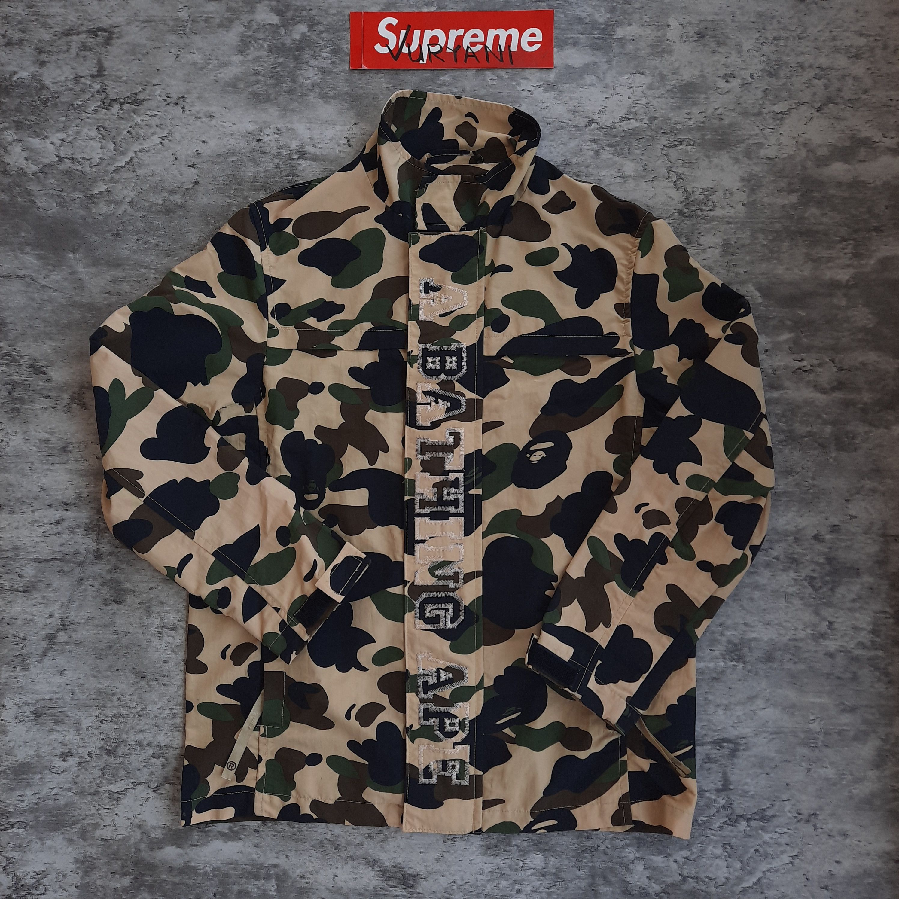 Bape 1st Camo Snowboard Jacket Size US S / EU 44-46 / 1 - 1 Thumbnail