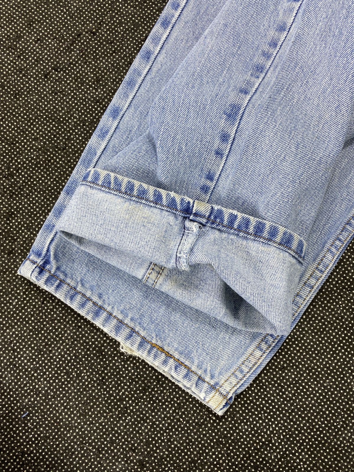 Levi's VINTAGE LEVI'S 560 LIGHT BLUE WASH JEANS -J511 Size US 39 - 9 Thumbnail