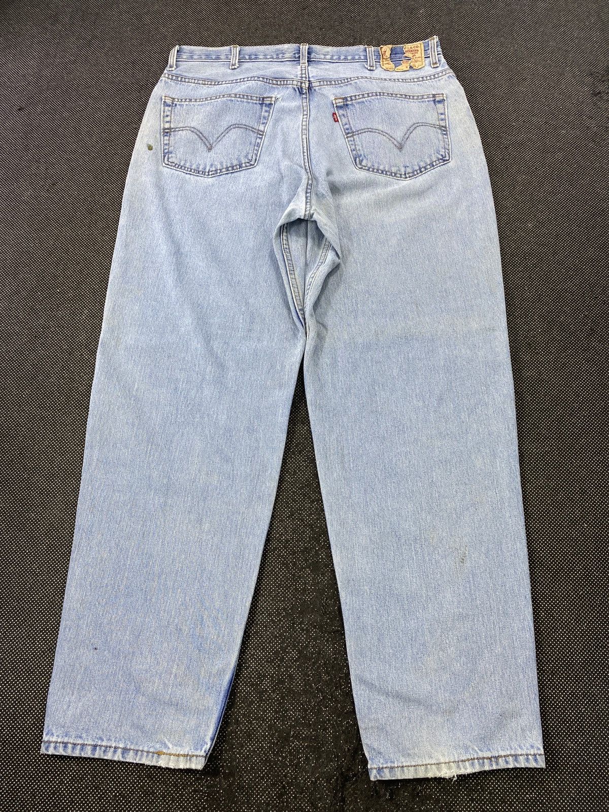 Levi's VINTAGE LEVI'S 560 LIGHT BLUE WASH JEANS -J511 Size US 39 - 4 Thumbnail