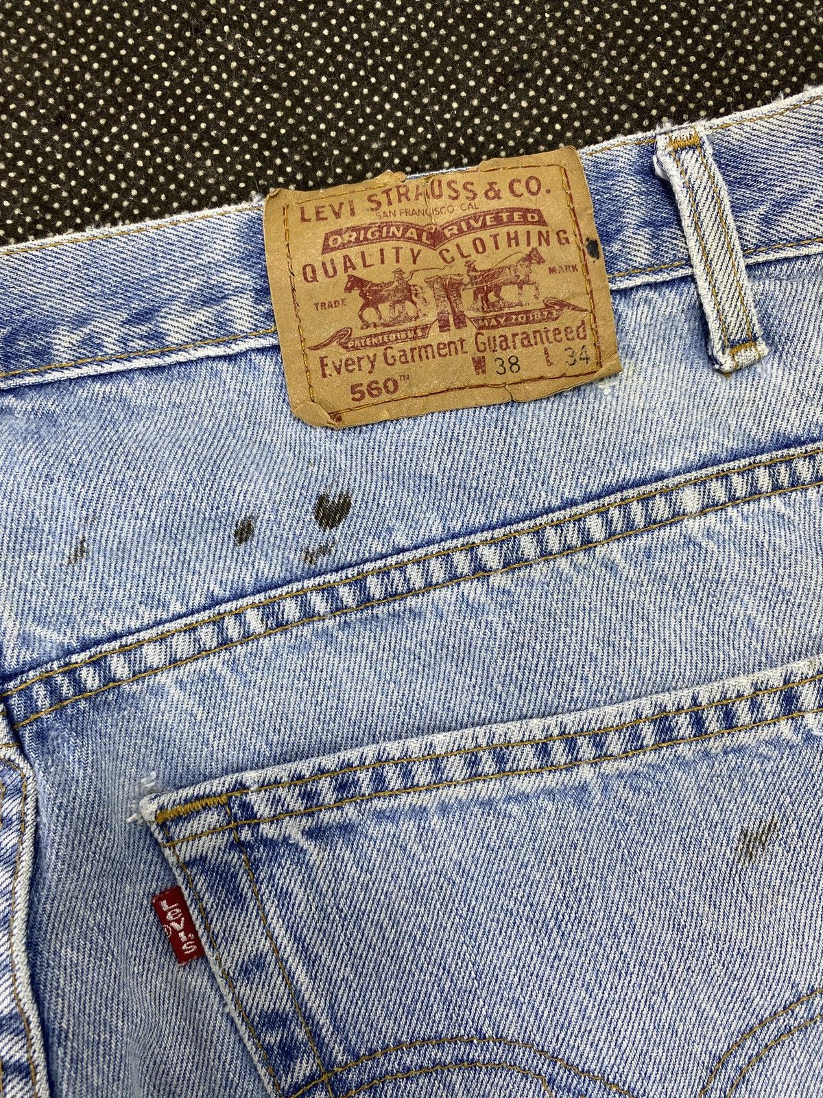 Jean × Levi's × Vintage 90s VINTAGE LEVIS 560 BLUE WASH JEANS -J513 Size US 39 - 11 Thumbnail