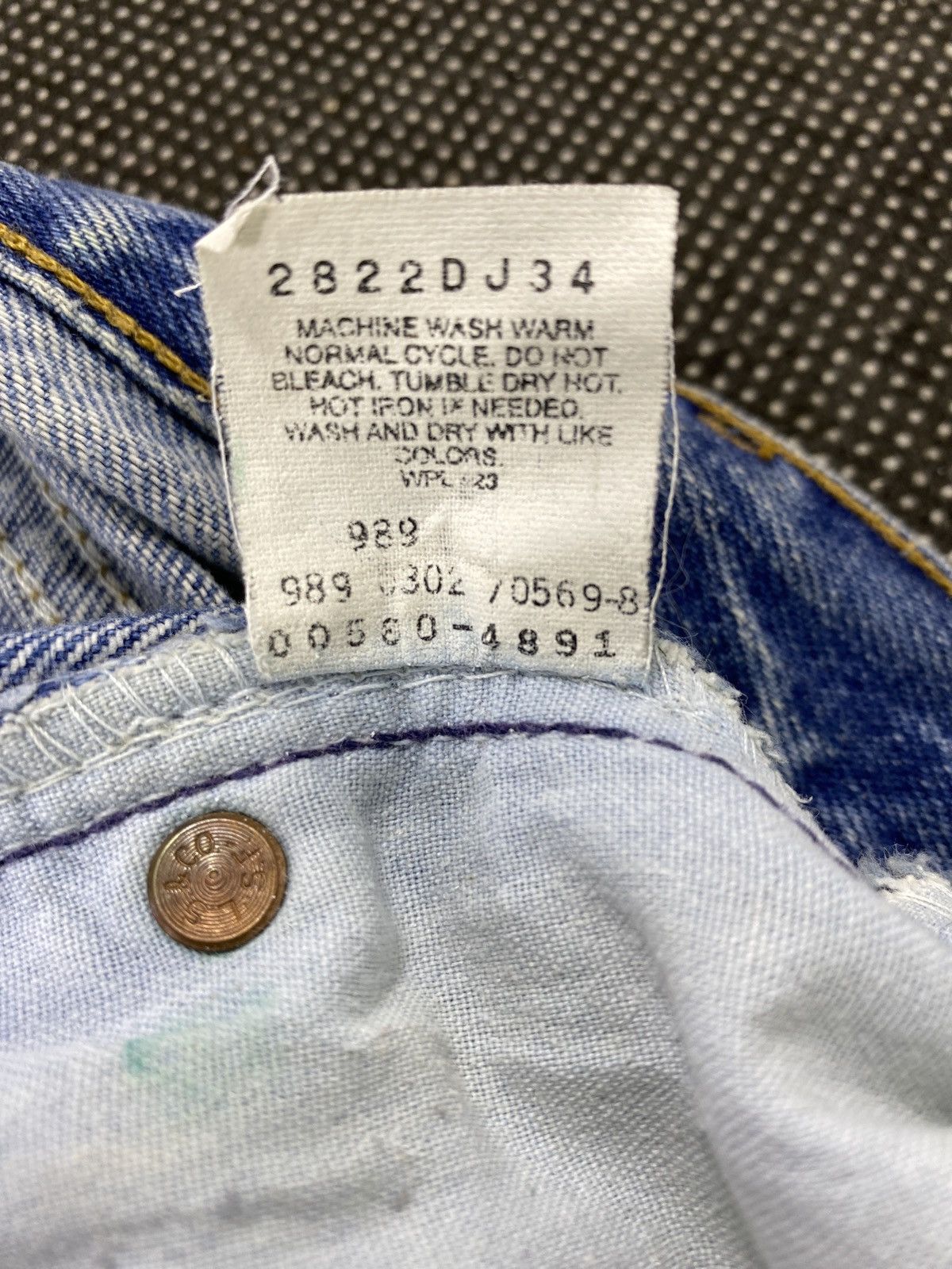 Jean VINTAGE LEVIS 560 TAPERED LEG BLUE WASH JEANS -J514 Size US 37 - 8 Thumbnail