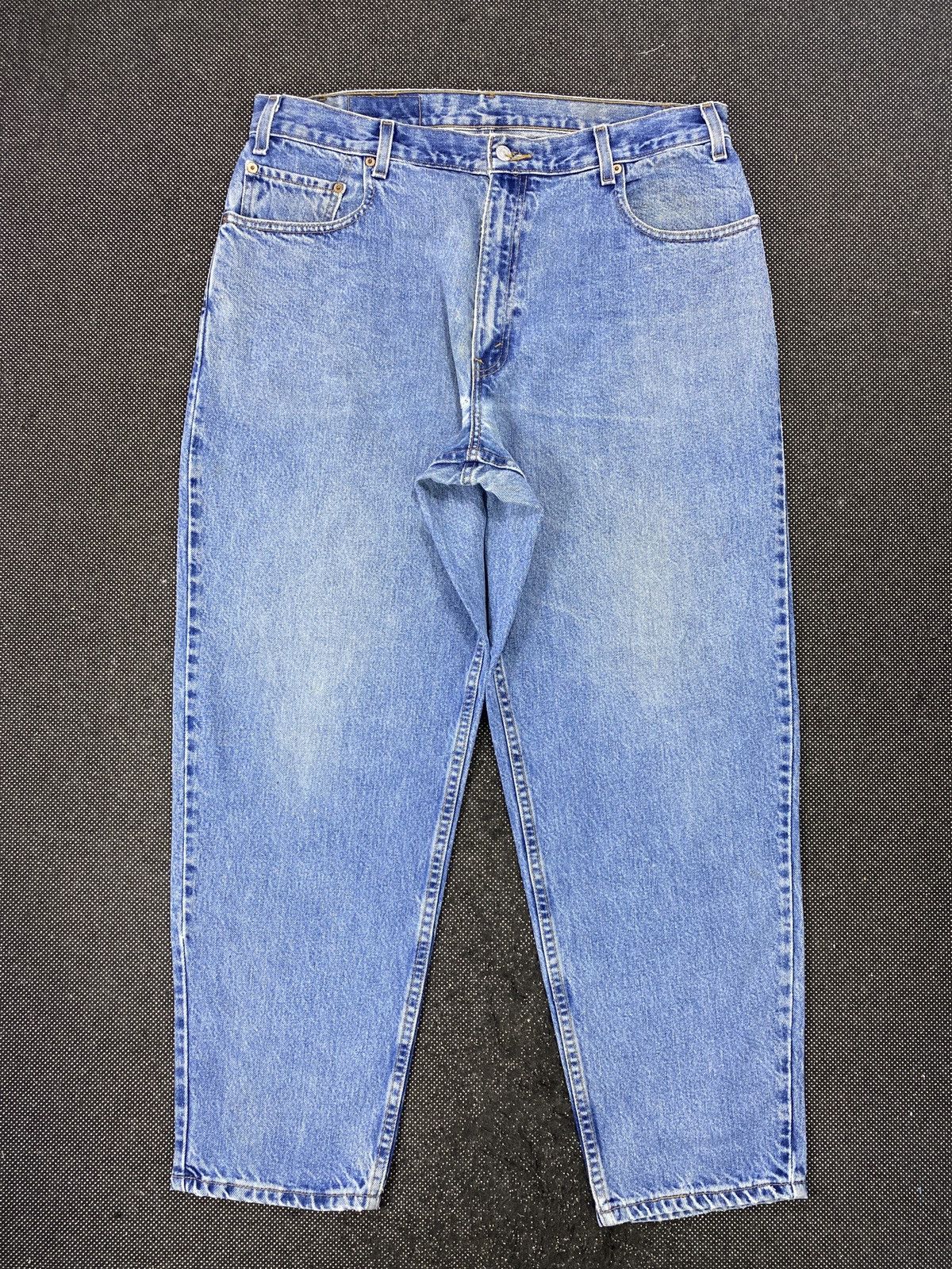 Jean VINTAGE LEVIS 560 TAPERED LEG BLUE WASH JEANS -J514 Size US 37 - 1 Thumbnail