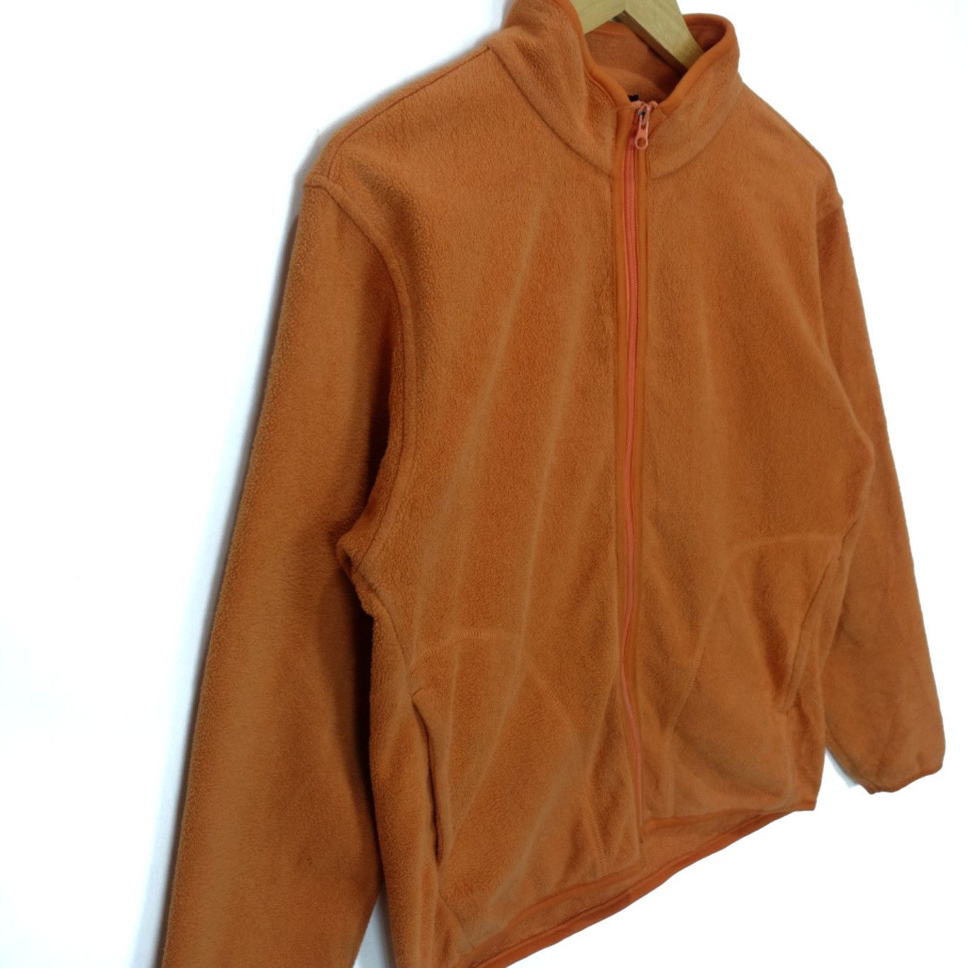 Japanese Brand × Uniqlo × Vintage Vintage 90's UNIQLO Orange Fleece Jacket Size S / US 4 / IT 40 - 5 Thumbnail