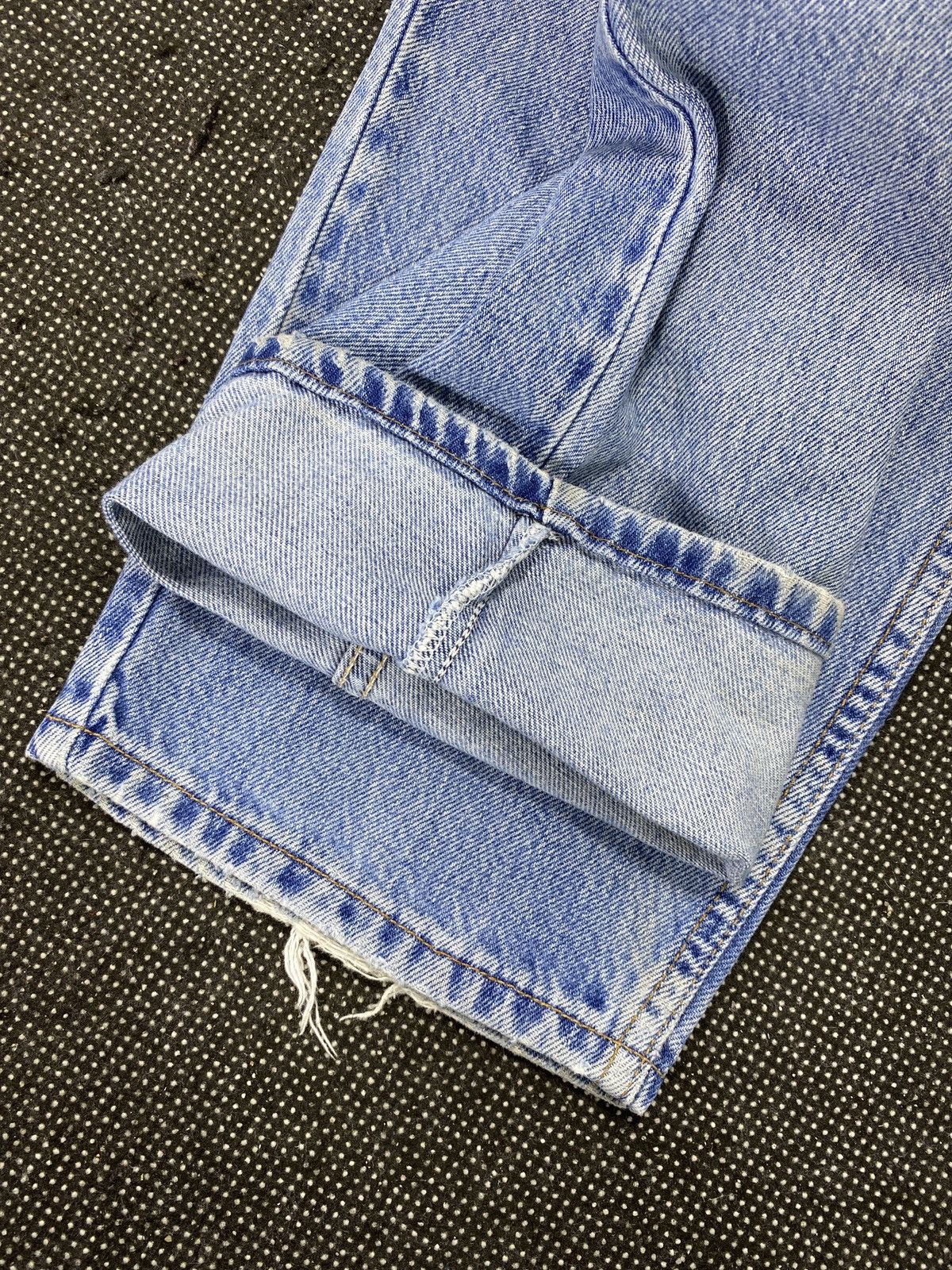 Jean VINTAGE LEVIS 560 TAPERED LEG BLUE WASH JEANS -J515 Size US 37 - 9 Thumbnail