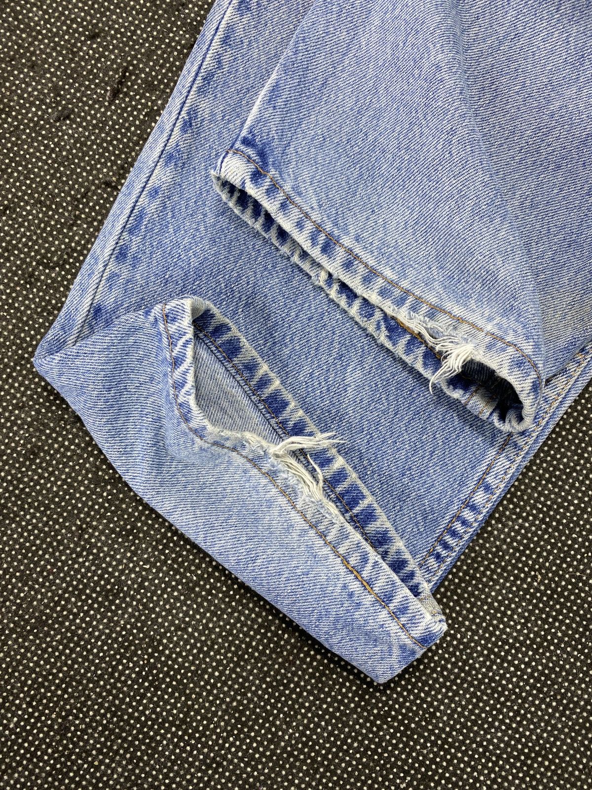 Jean VINTAGE LEVIS 560 TAPERED LEG BLUE WASH JEANS -J515 Size US 37 - 10 Thumbnail