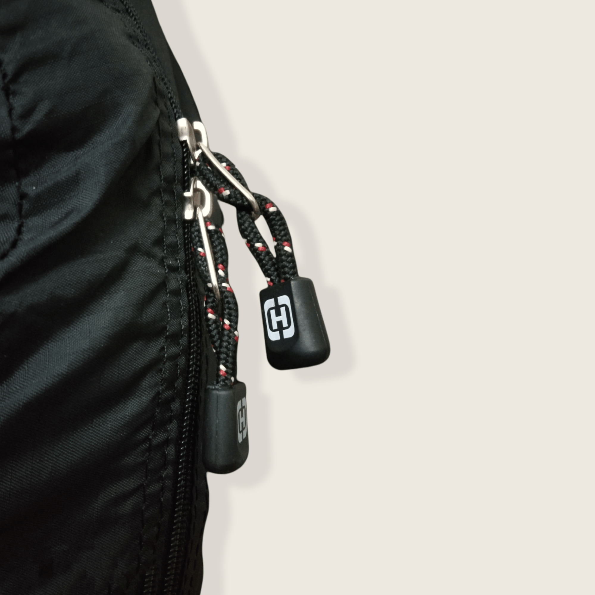 Hysteric Glamour × Japanese Brand RARE HYSTERIC MINI PACKABLE BODYBAG Size ONE SIZE - 11 Thumbnail