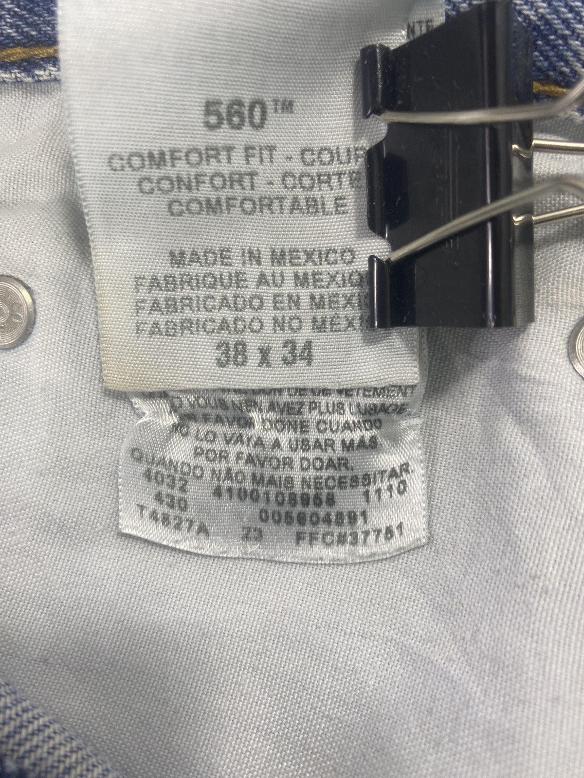 Levi's VINTAGE LEVIS 560 BLUE WASH JEANS -J517 Size US 39 - 7 Thumbnail