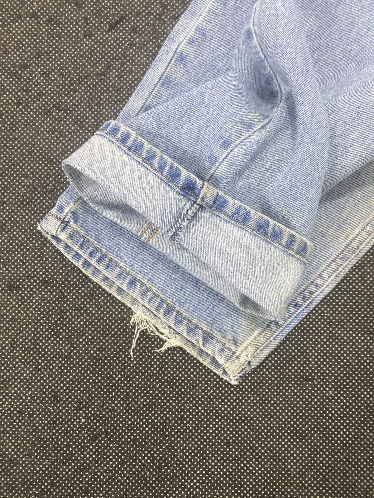 Levi's VINTAGE LEVIS 560 BLUE WASH JEANS -J517 Size US 39 - 8 Thumbnail