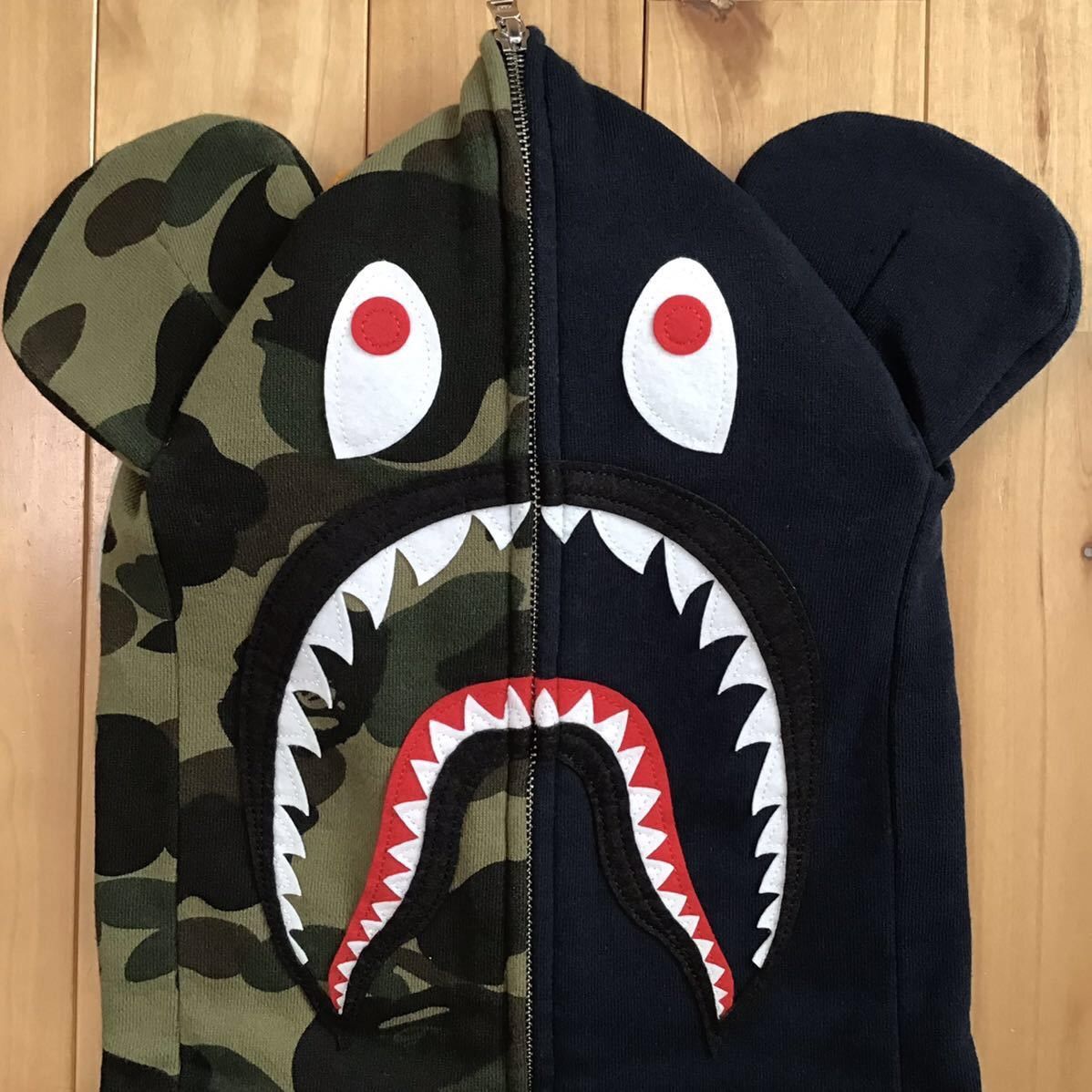 Bape × Medicom Toy BAPE × medicom toy BE@R Shark full zip hoodie APE BAPE camo Size US XL / EU 56 / 4 - 3 Thumbnail