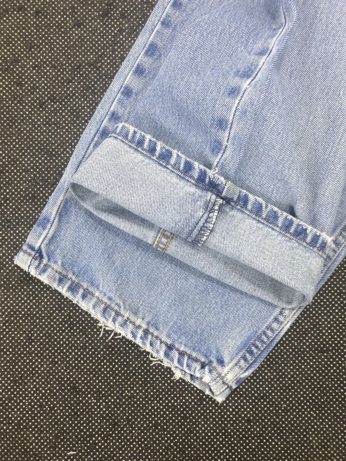 Levi's VINTAGE LEVIS 560 BLUE WASH JEANS -J518 Size US 41 - 8 Thumbnail