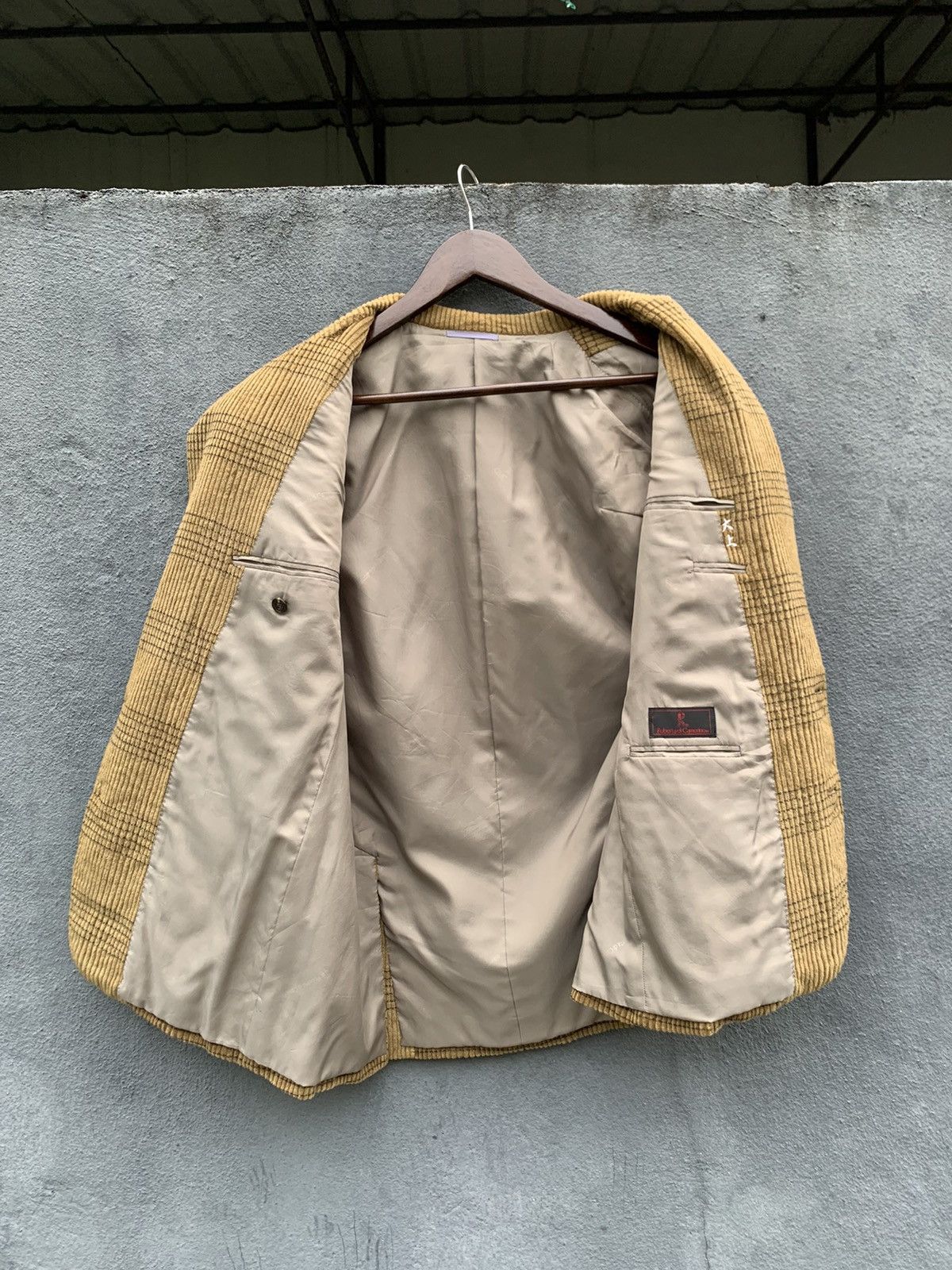 Roberta di Camerino 🧳Roberta Di Camerino Peanut Corduroy Blazer Size US S / EU 44-46 / 1 - 11 Thumbnail