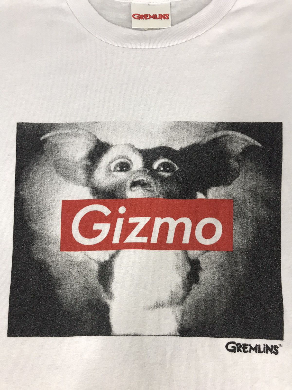 Vintage Vintage Gremlins Gizmo Fictional Character Box Logo T-shirt Size M / US 6-8 / IT 42-44 - 4 Thumbnail