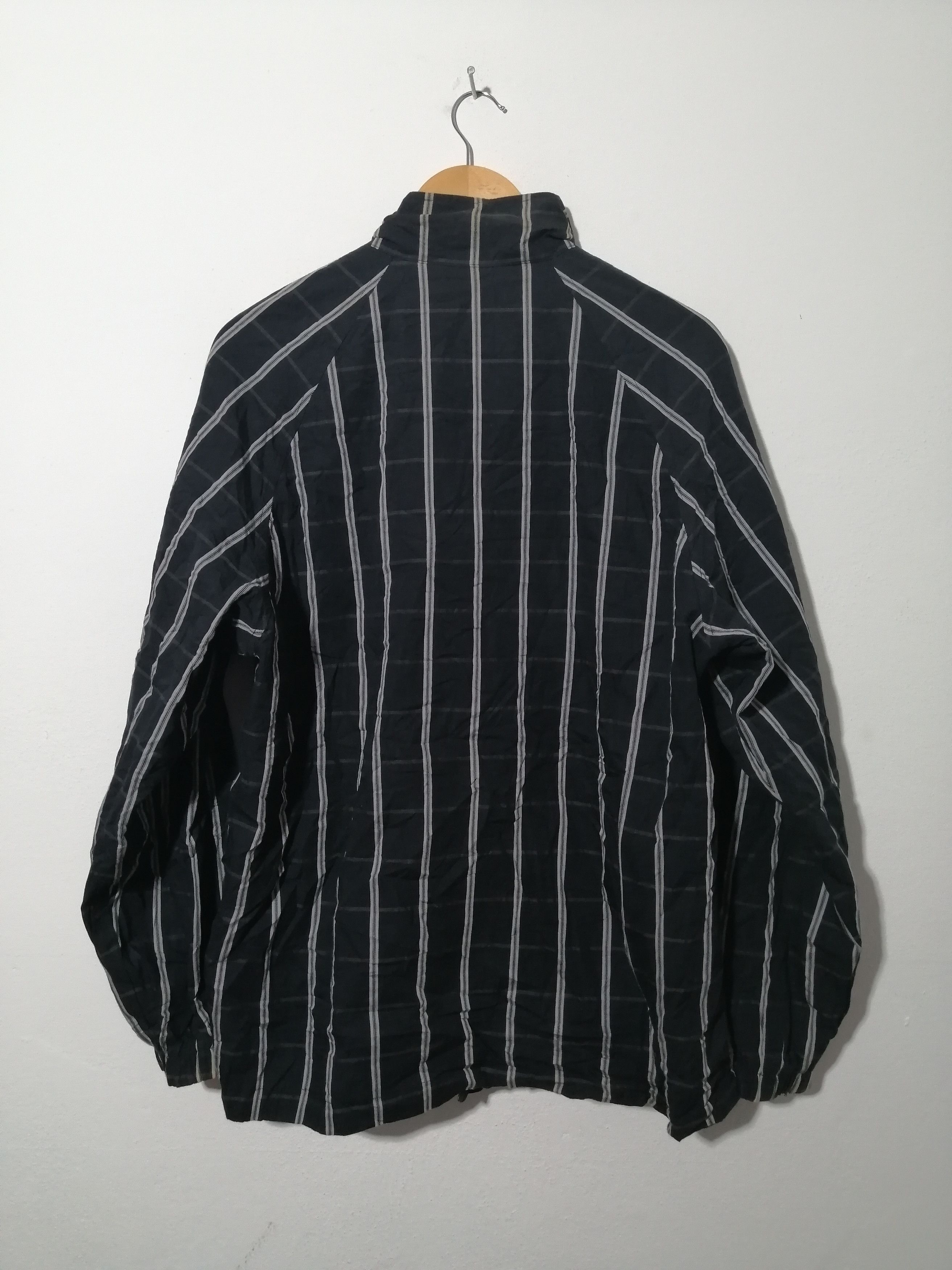 Nike Nike Stripe Reversible Jacket Size US L / EU 52-54 / 3 - 3 Thumbnail