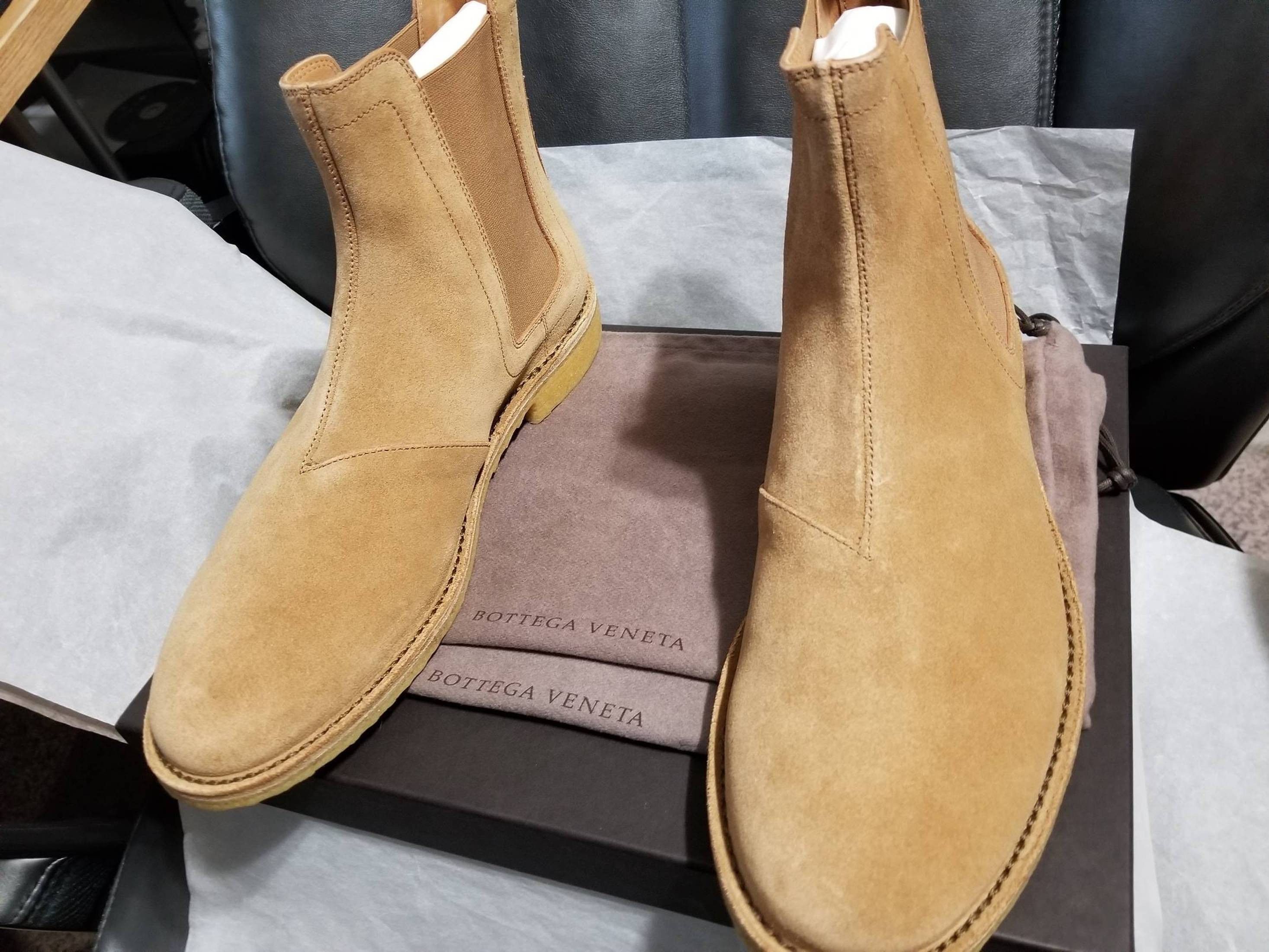 Bottega Veneta CAMEL SUEDE VOORTREKKING BOOT Chelsea Size US 11.5 / EU 44-45 - 2 Thumbnail
