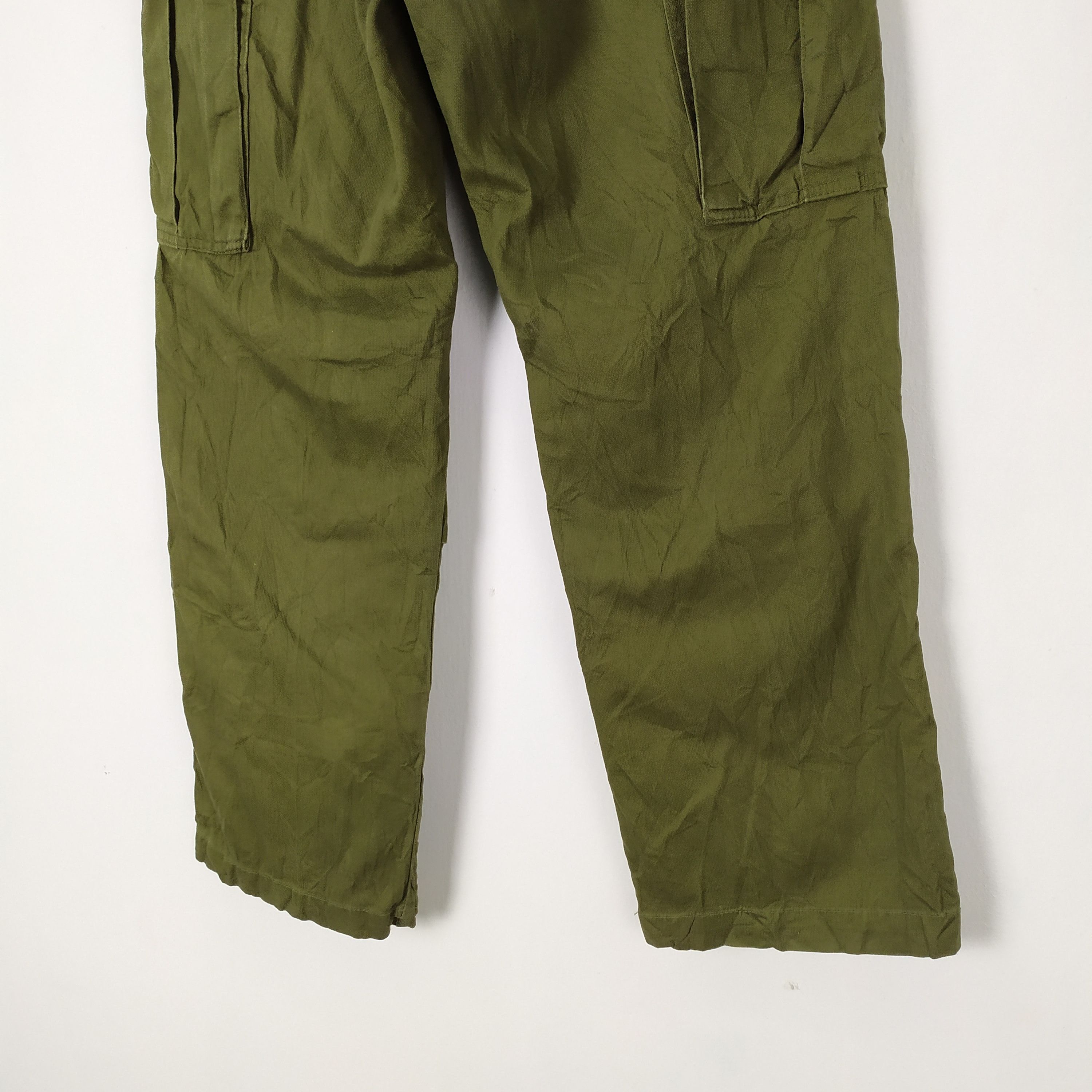 Japanese Brand VINTAGE BACK NUMBER BAGGY CARGO PANTS / TACTICAL PANTS Size US 28 / EU 44 - 13 Thumbnail