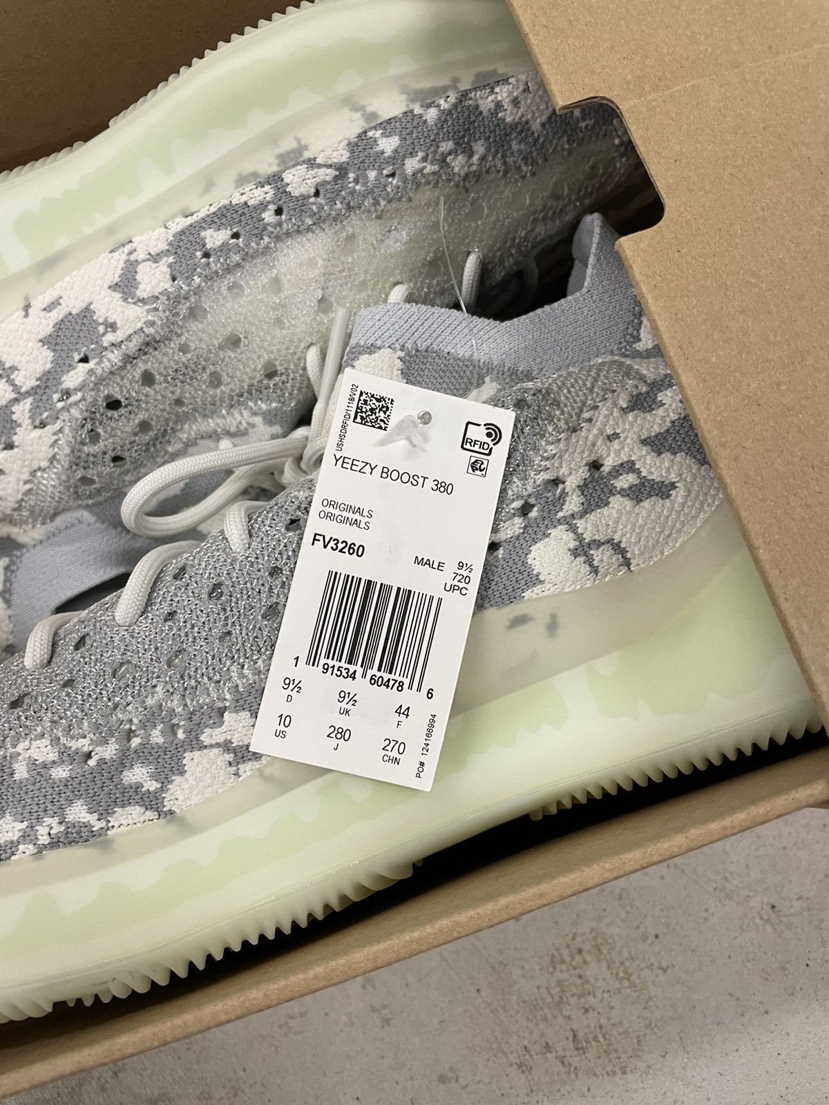 Adidas × Kanye West (2019) Kanye West x Adidas Yeezy 380 Alien (OG) Size : 10 Size US 10 / EU 43 - 23 Thumbnail