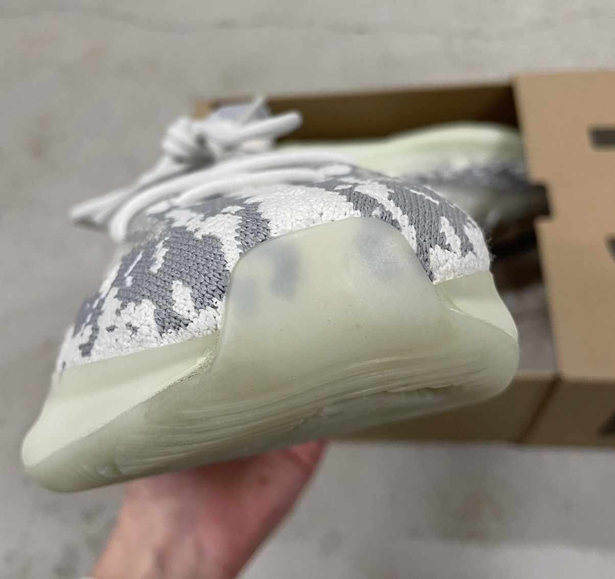 Adidas × Kanye West (2019) Kanye West x Adidas Yeezy 380 Alien (OG) Size : 10 Size US 10 / EU 43 - 22 Thumbnail