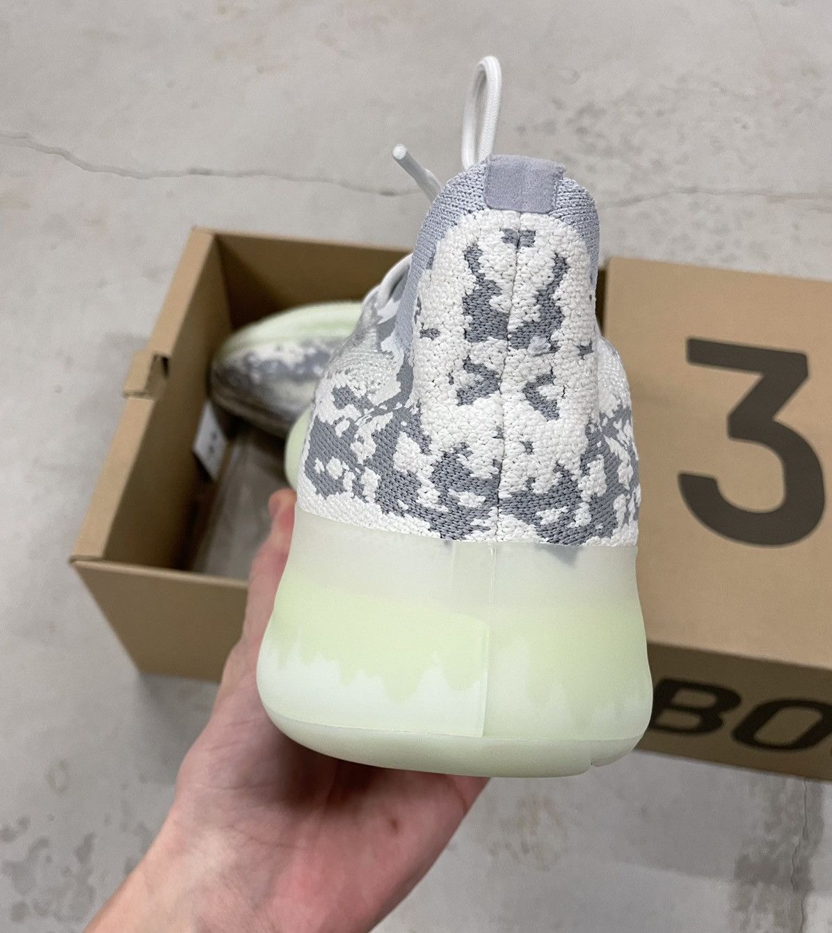 Adidas × Kanye West (2019) Kanye West x Adidas Yeezy 380 Alien (OG) Size : 10 Size US 10 / EU 43 - 5 Thumbnail