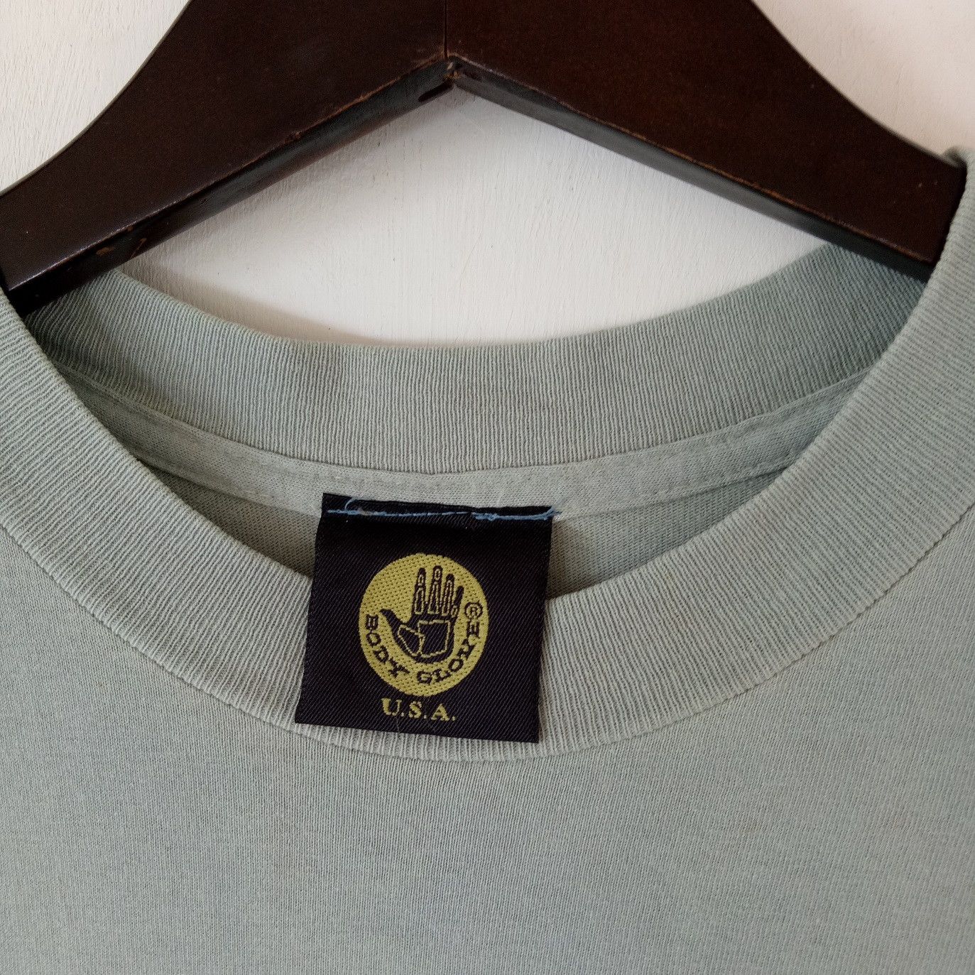 Vintage VINTAGE BODY GLOVE big logo streetwear t-shirt Size US M / EU 48-50 / 2 - 3 Thumbnail