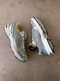 Kiko on sale asics sale