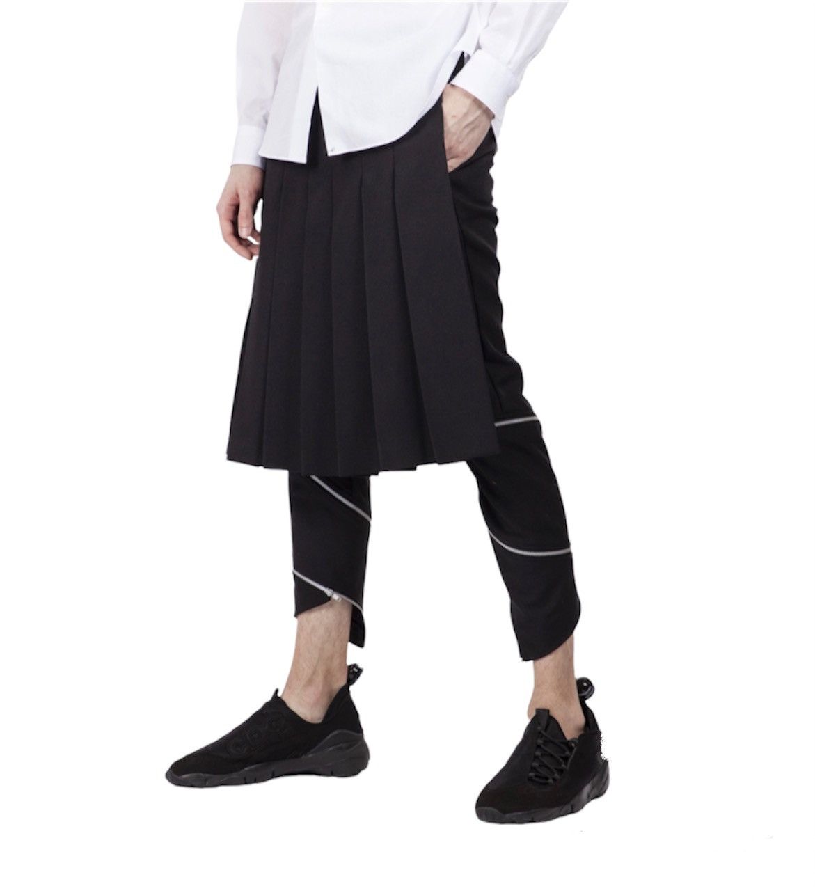 Comme des Garcons $915 COMME DES GARCONS BLACK PANTS SPIRAL ZIP SKIRT Size US 32 / EU 48 - 1 Thumbnail