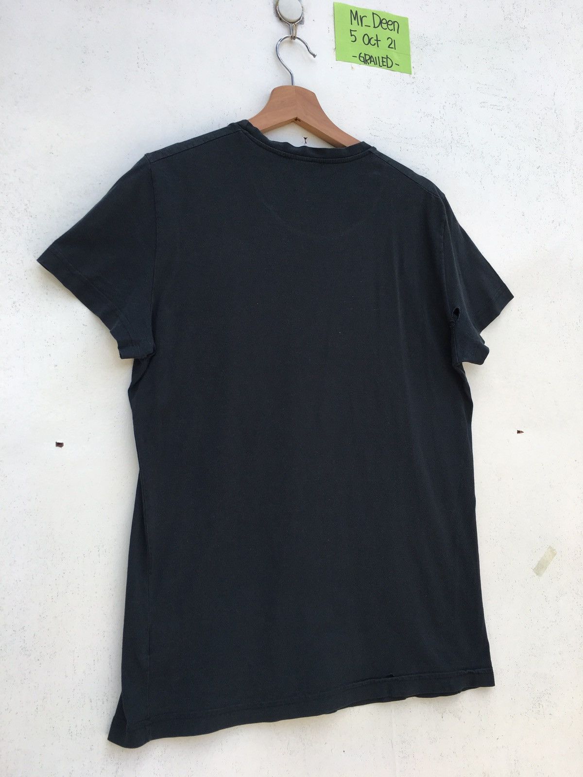 Alexander McQueen Rare MCQ by Alexander McQueen Black Graphic Tee Size US M / EU 48-50 / 2 - 13 Thumbnail