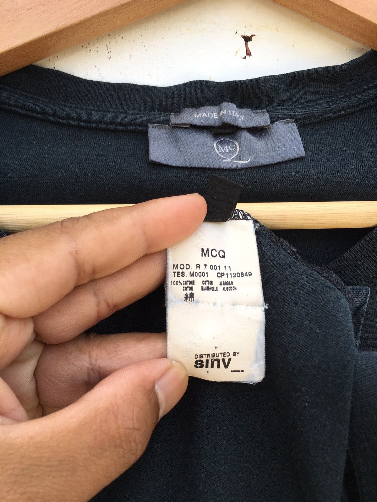 Alexander McQueen Rare MCQ by Alexander McQueen Black Graphic Tee Size US M / EU 48-50 / 2 - 10 Thumbnail