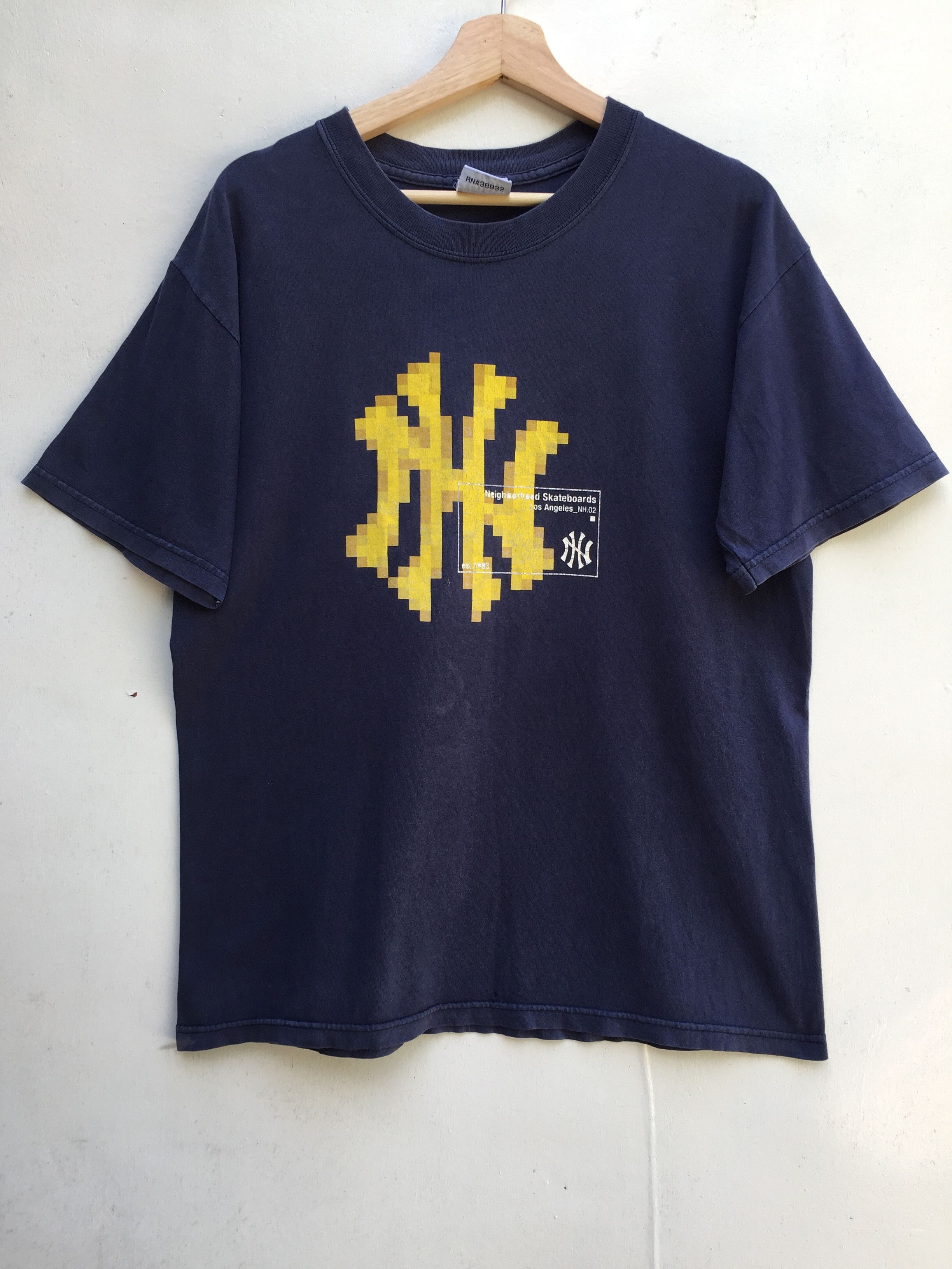 Neighborhood Vintage 90's Neighborhood skate tshirt Size US L / EU 52-54 / 3 - 1 Thumbnail