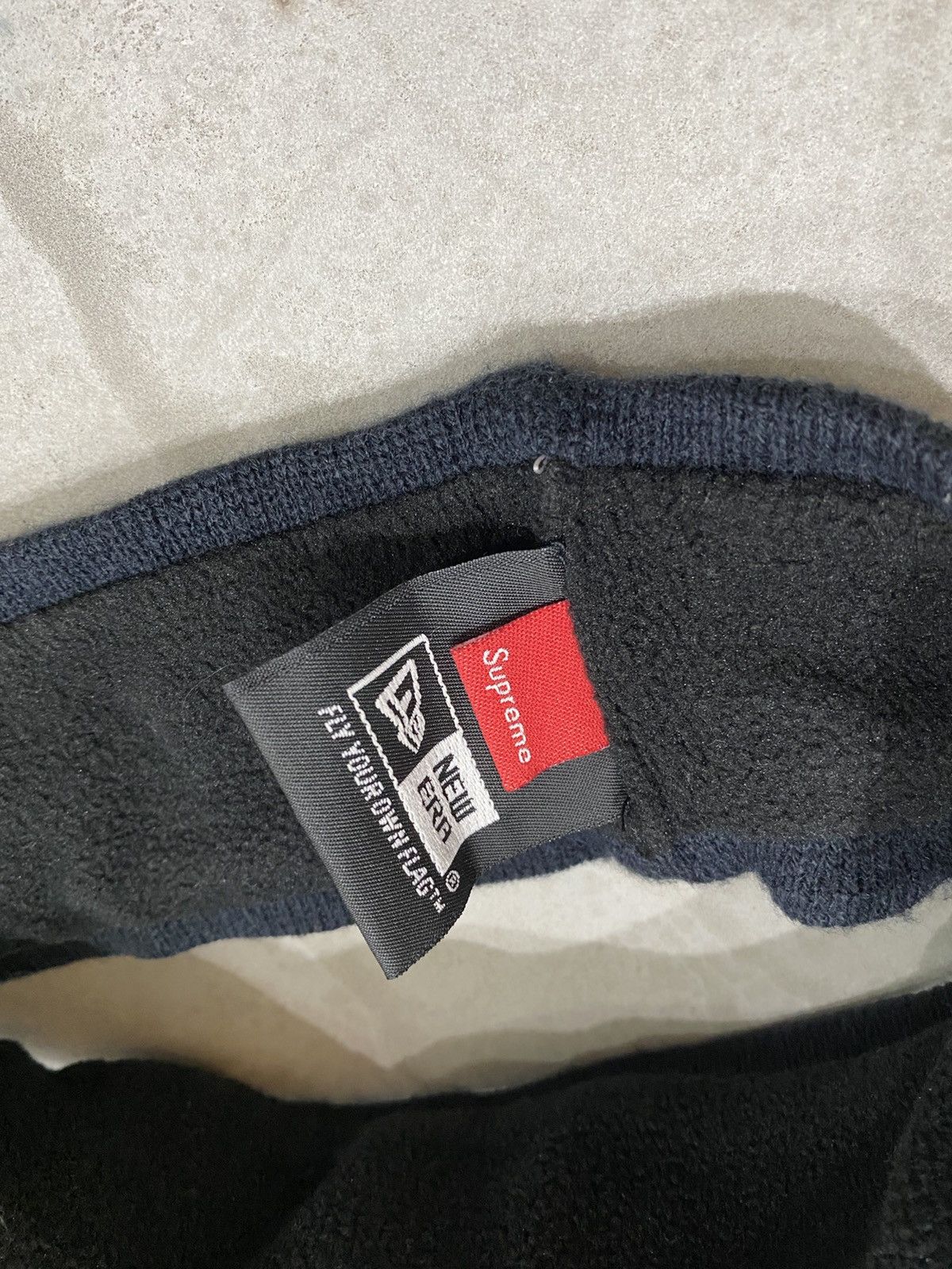 New Era × Supreme Supreme x New Era Classic Logo Headband Navy Size ONE SIZE - 3 Thumbnail