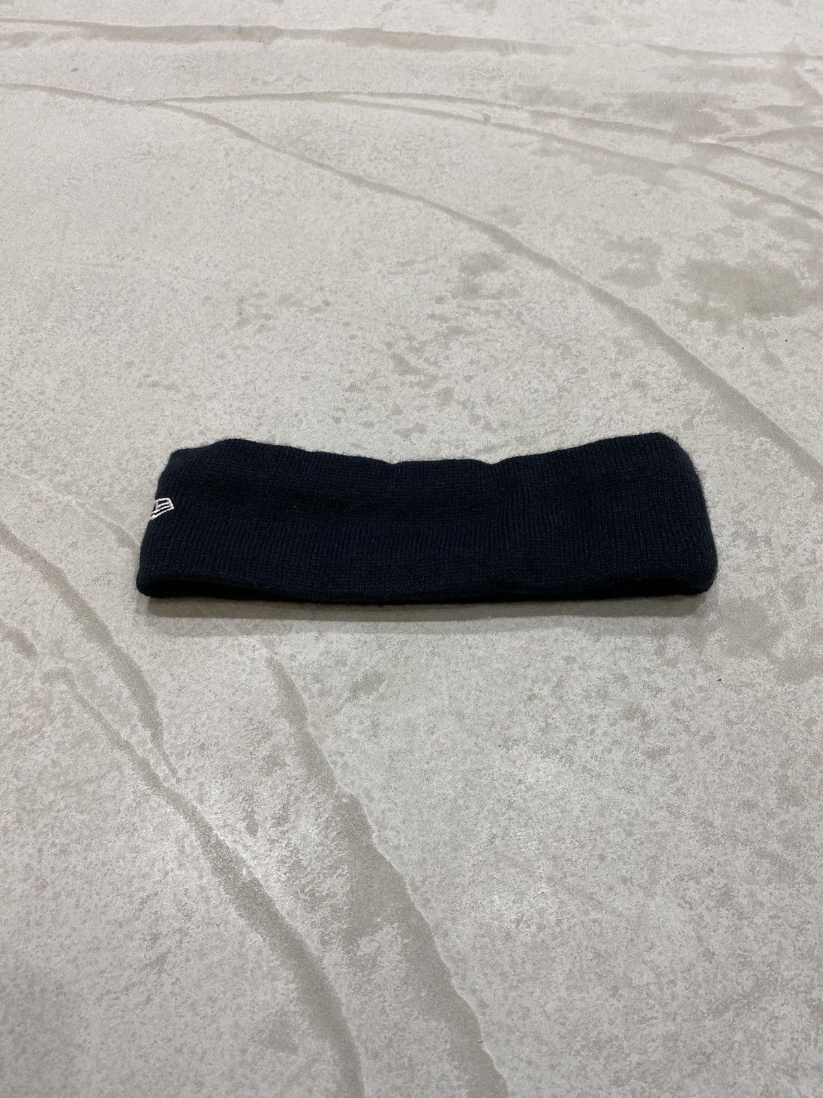 New Era × Supreme Supreme x New Era Classic Logo Headband Navy Size ONE SIZE - 2 Thumbnail