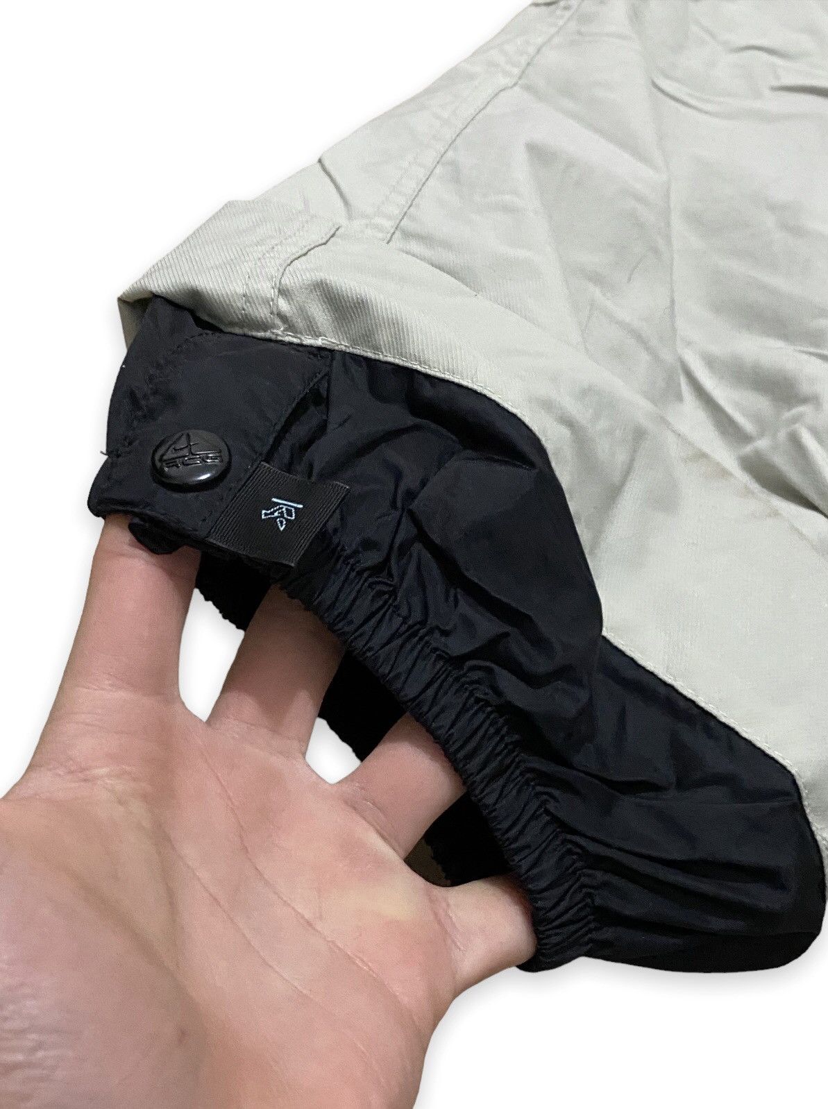 Nike ACG Vintage Nike ACG Ski Pants 3 OUTER LAYER COUCHE Size US 28 / EU 44 - 12 Thumbnail