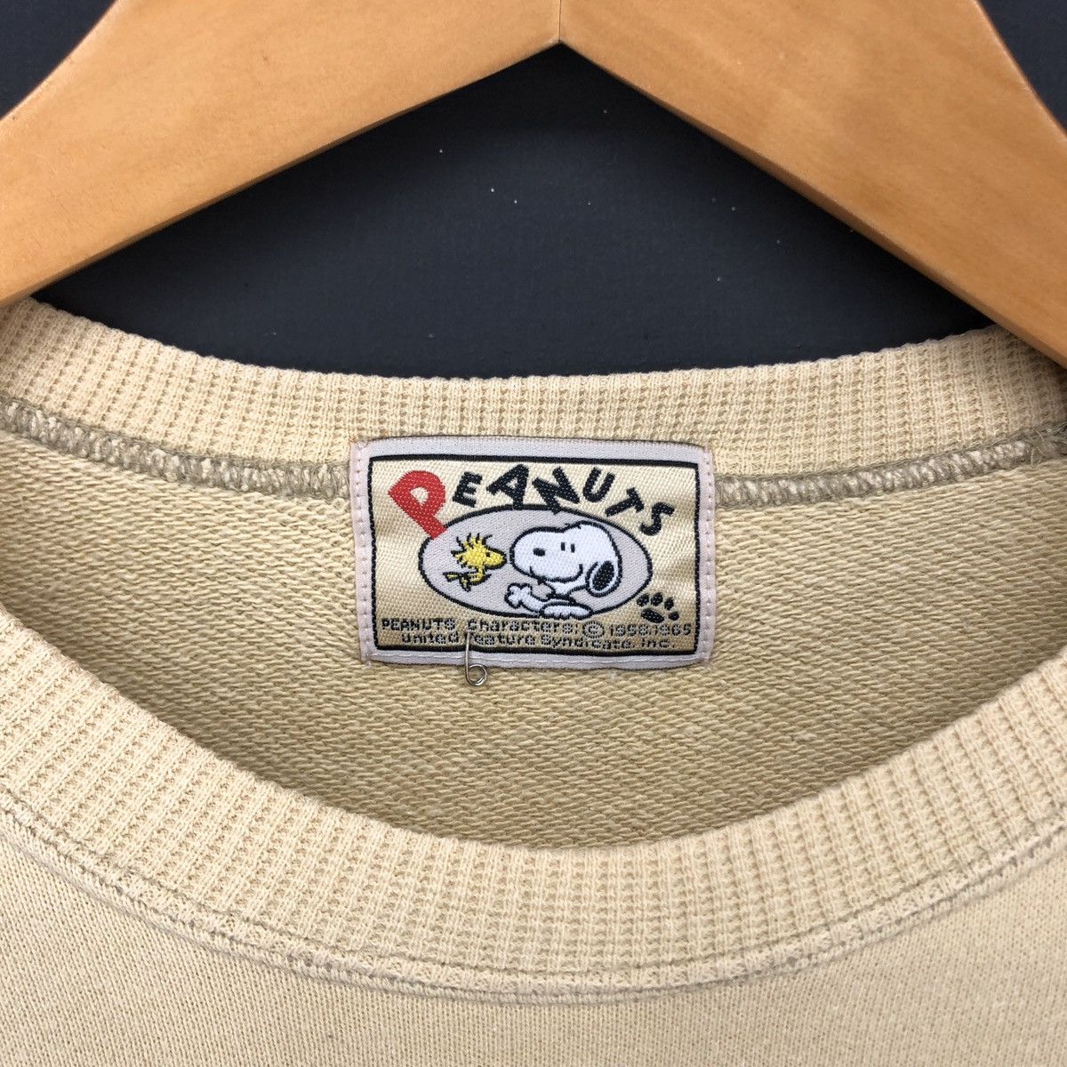 Peanuts CHARLIE BROWN n SNOOPY Crew Neck Sweatshirt #1418-51 Size US L / EU 52-54 / 3 - 5 Thumbnail