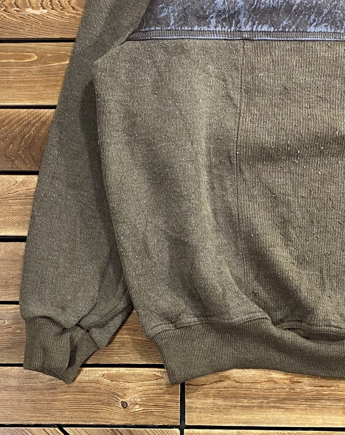 Japanese Brand × Valentino × Vintage Vintage Claudio Valentino Sweatshirt Small Logo Stripes L Size US L / EU 52-54 / 3 - 4 Thumbnail