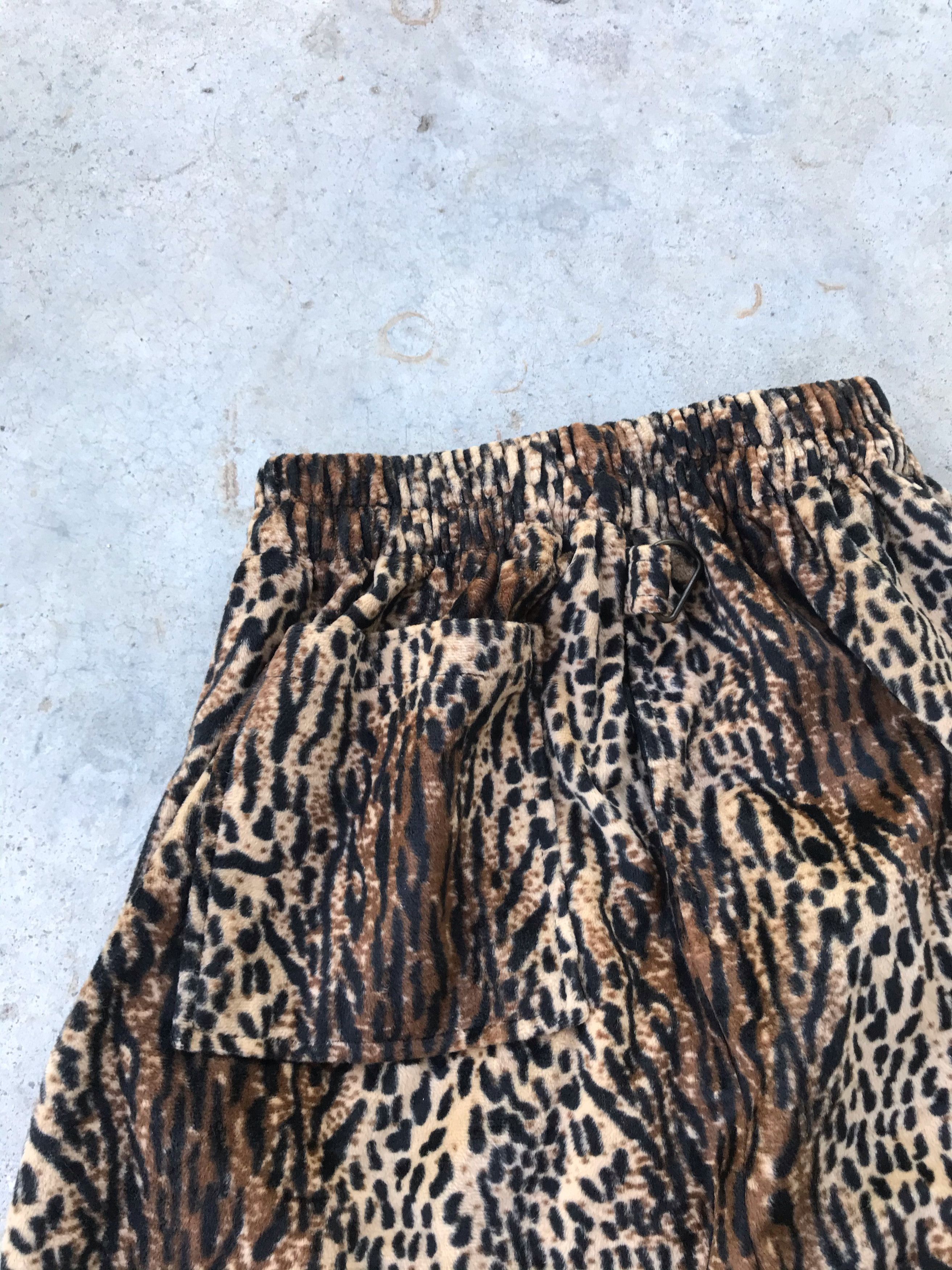 Japanese Brand Vintage tiger printed skirt Size 26" / US 2 / IT 38 - 4 Thumbnail