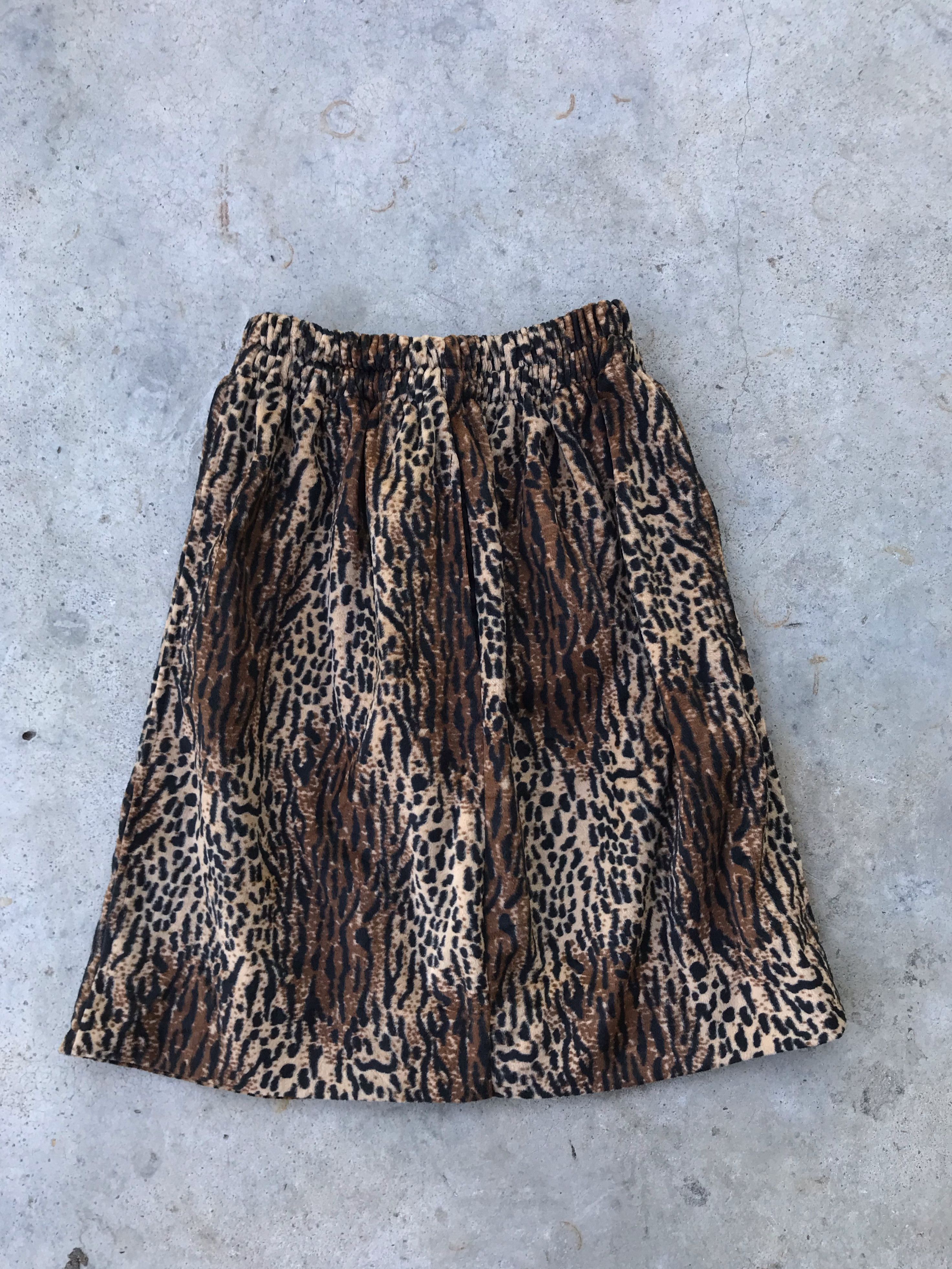 Japanese Brand Vintage tiger printed skirt Size 26" / US 2 / IT 38 - 1 Thumbnail