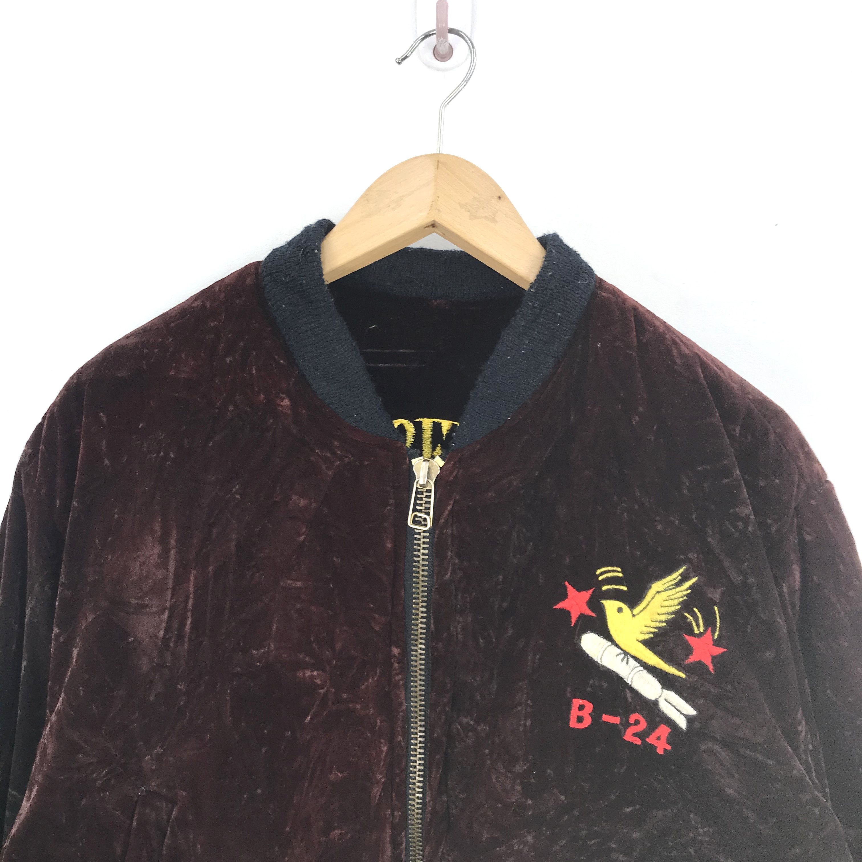 Japanese Brand Vintage Military Velvet Burgandy Reversible Bomber Jacket Size US L / EU 52-54 / 3 - 5 Thumbnail