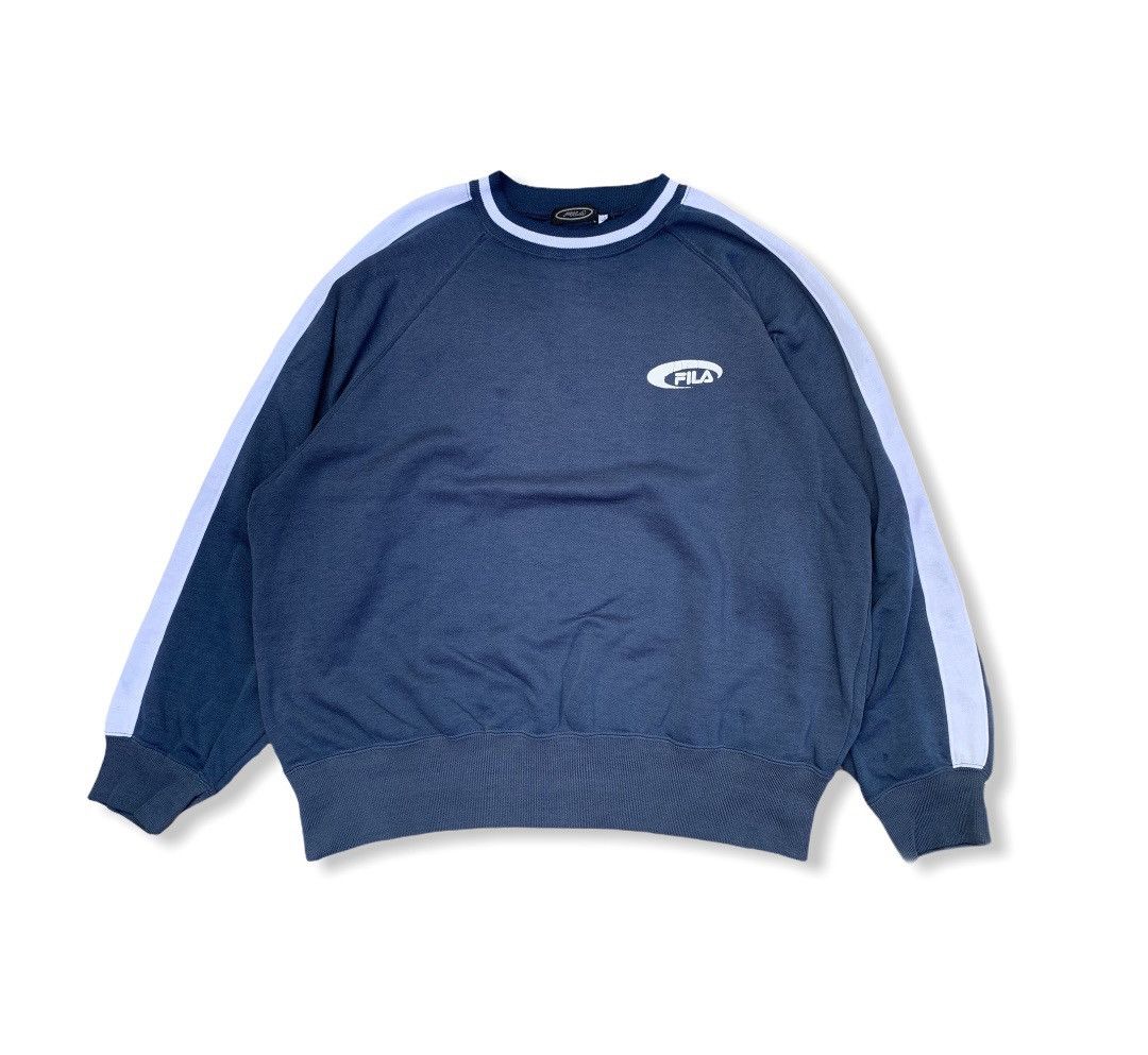 Fila × Vintage Vintage Faded Blue Fila Sweatshirt Size US L / EU 52-54 / 3 - 1 Thumbnail