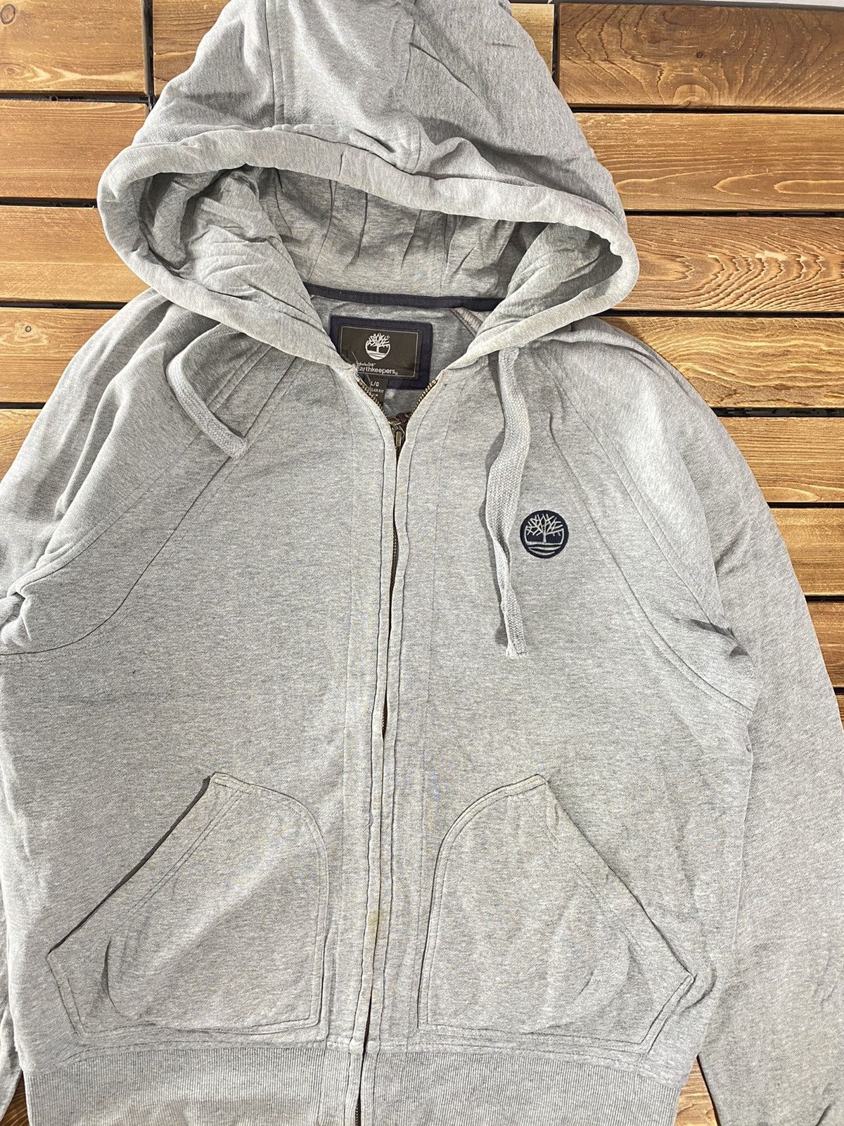 Timberland × Vintage Vintage Timberland Small Logo With Hoodie Outdoor Style Sz L Size US L / EU 52-54 / 3 - 4 Thumbnail