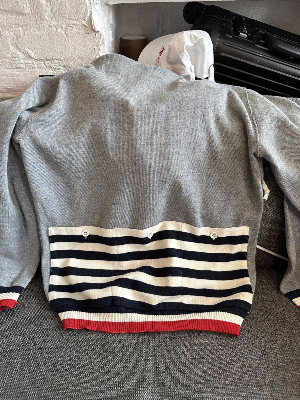 Feal Mor Gray zip hoodie