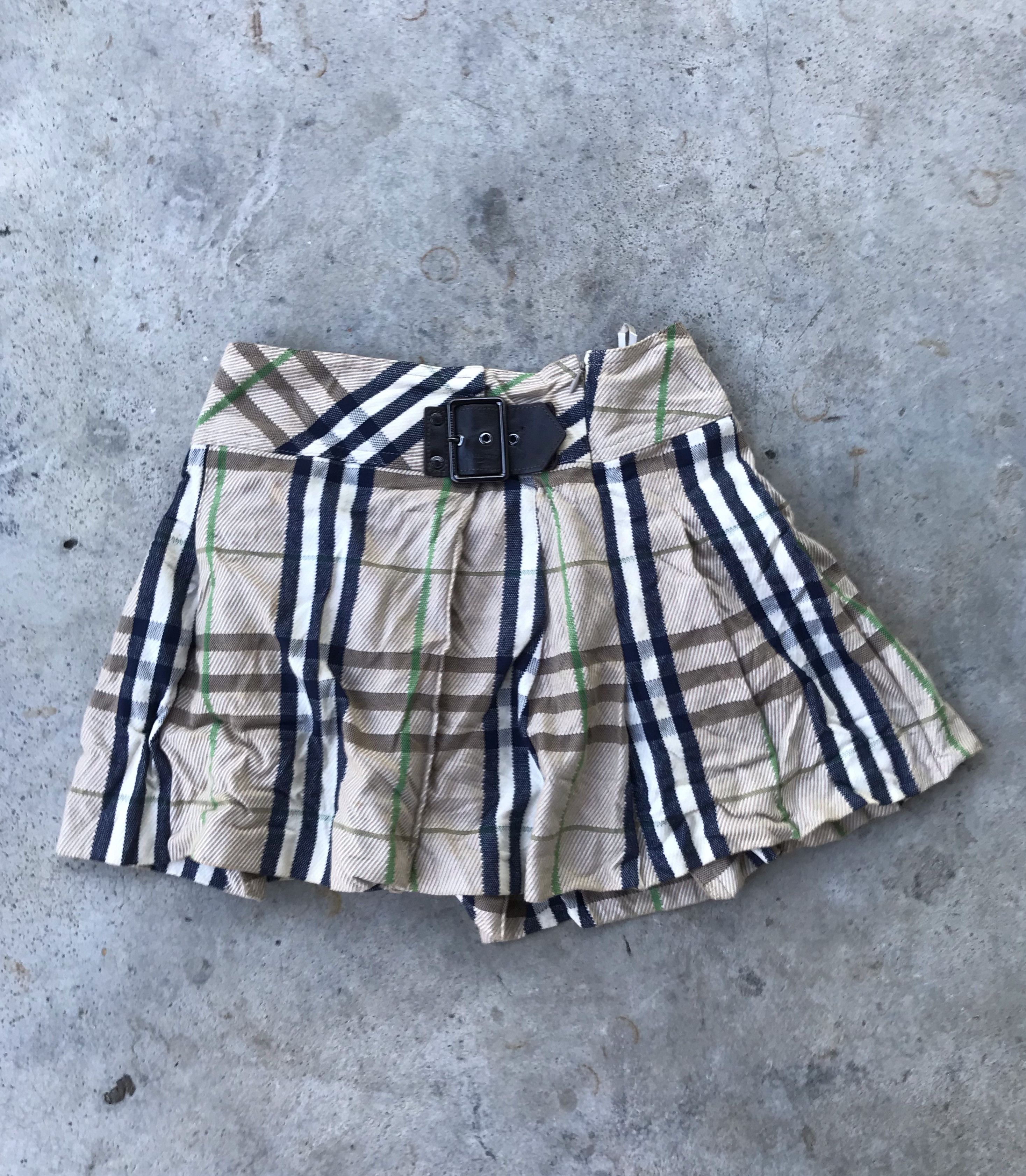 Burberry BURBERRY Women Mid Skirts 8081126 B7348 White | Grailed