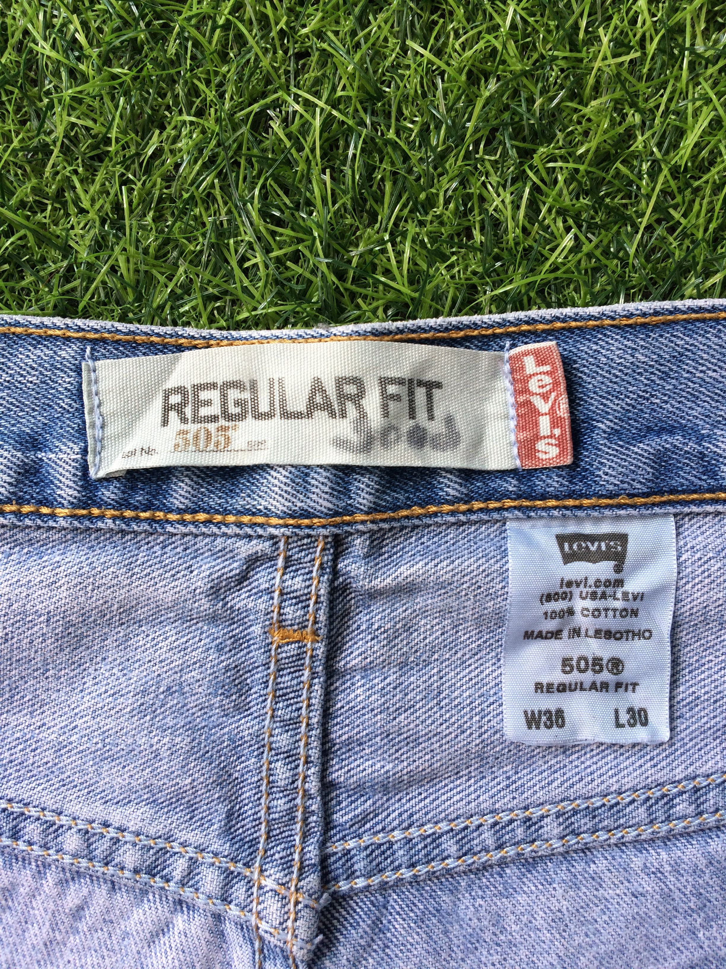 Levi's × Vintage Levis 505 Ripped Jeans #B-899 Size US 35 - 11 Thumbnail