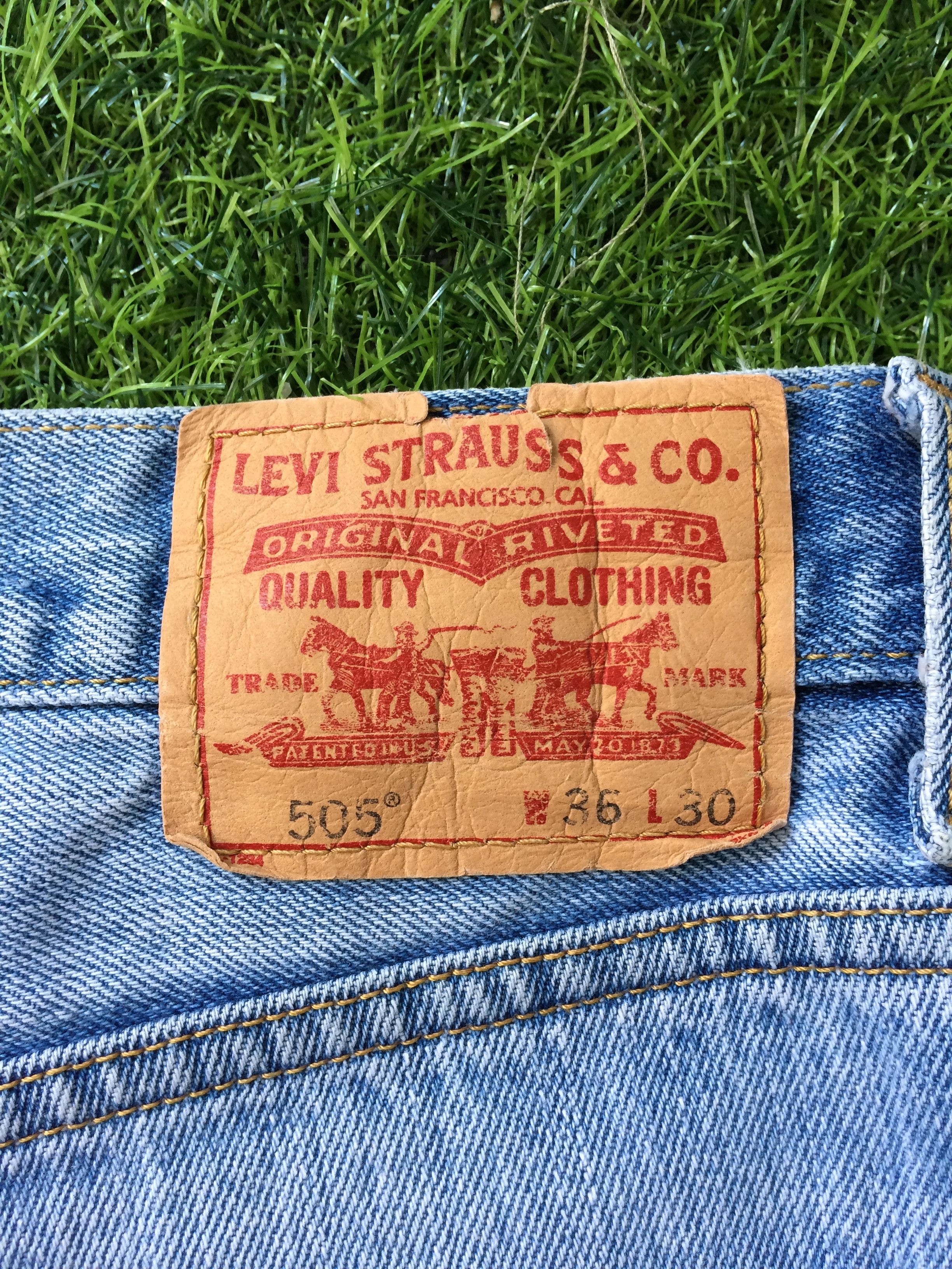 Levi's × Vintage Levis 505 Ripped Jeans #B-899 Size US 35 - 10 Thumbnail