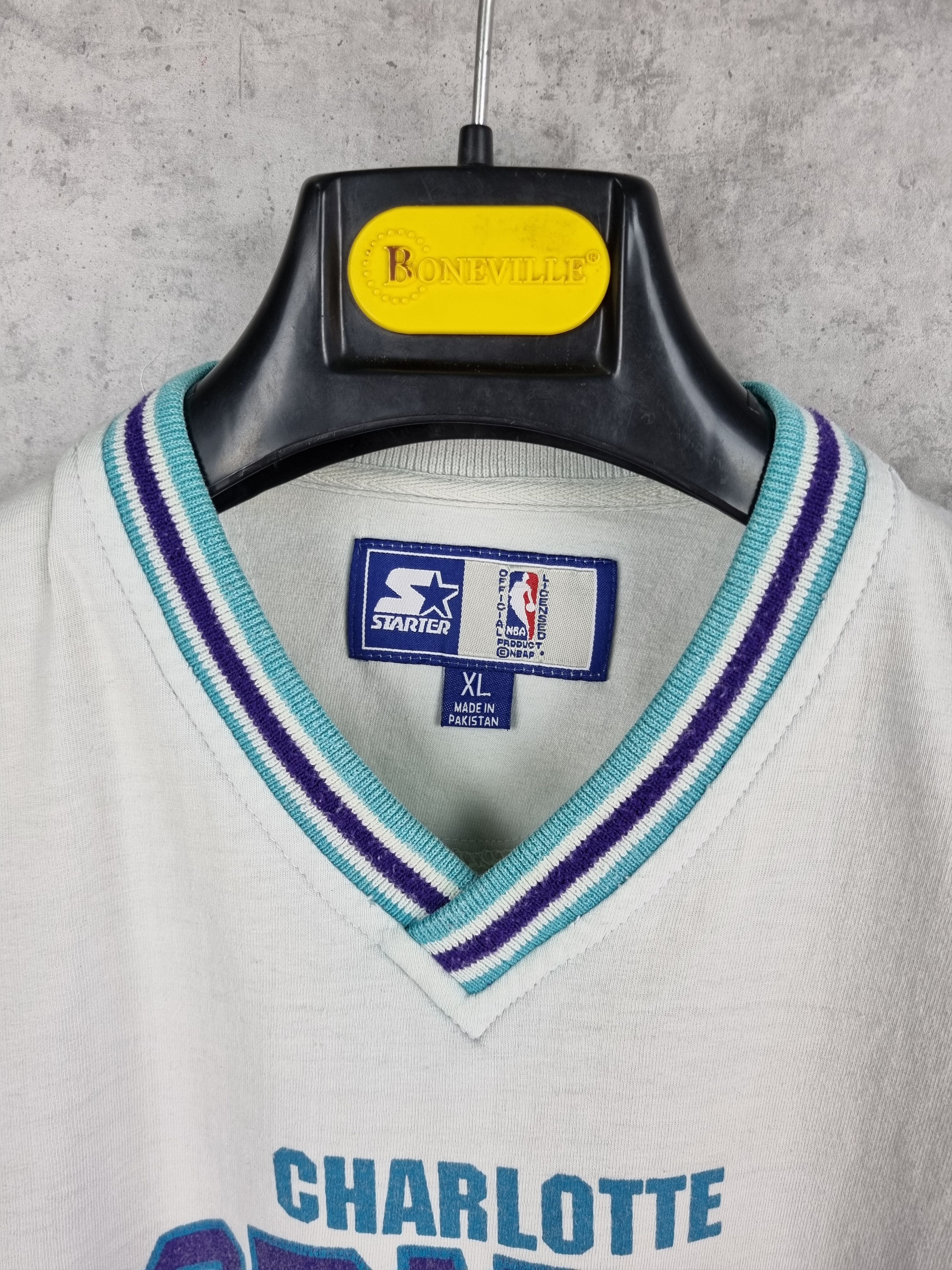 NBA × Starter × Vintage 90s Vintage Starter NBA Charlotte Hornets Rare Tee Shirt Size US M / EU 48-50 / 2 - 8 Thumbnail