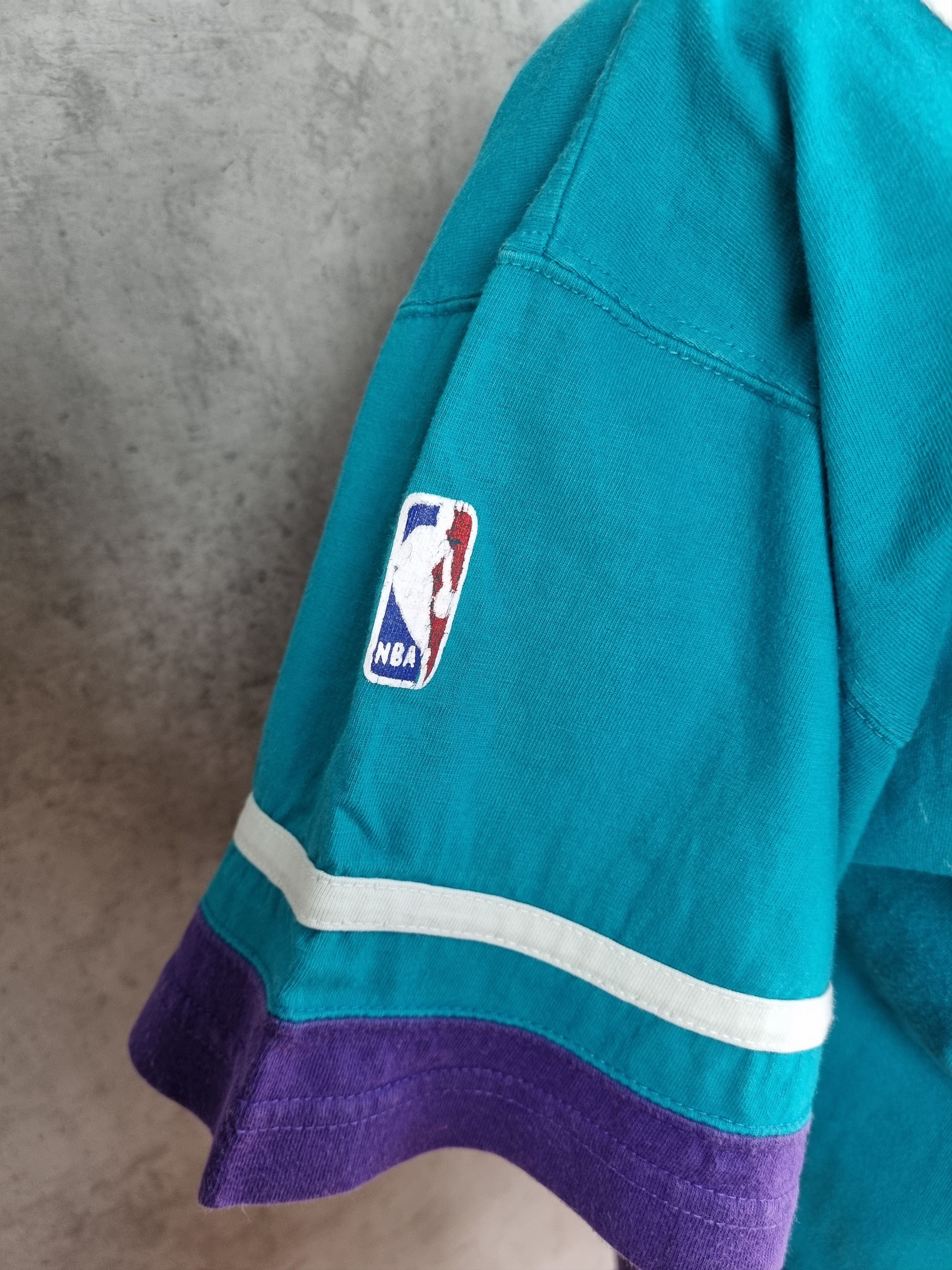 NBA × Starter × Vintage 90s Vintage Starter NBA Charlotte Hornets Rare Tee Shirt Size US M / EU 48-50 / 2 - 16 Thumbnail